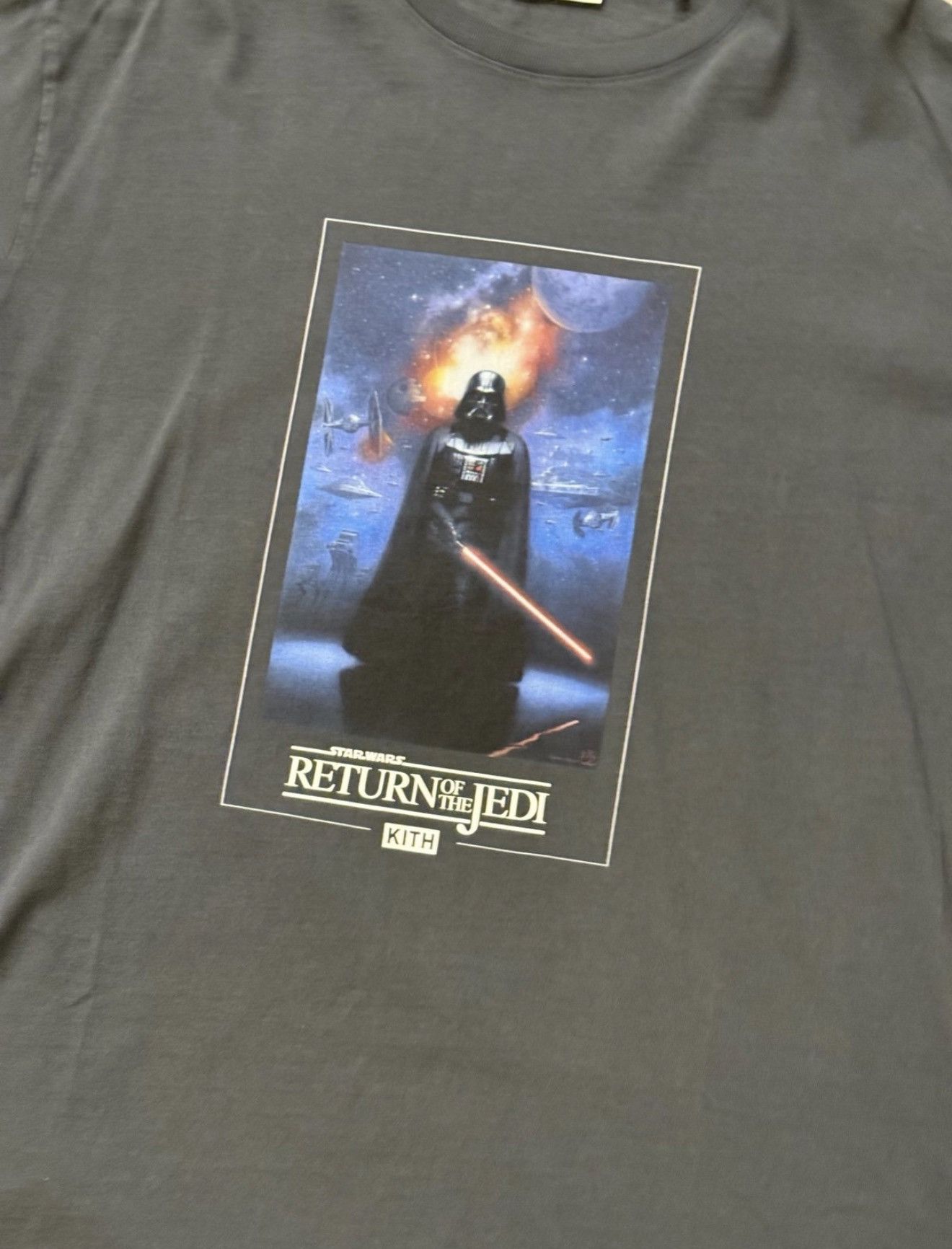 Kith × Star Wars KITH Star Wars Sith Lord Vintage Tee Nocturnal T-Shirt Sz L Size US L / EU 52-54 / 3 - 3 Thumbnail