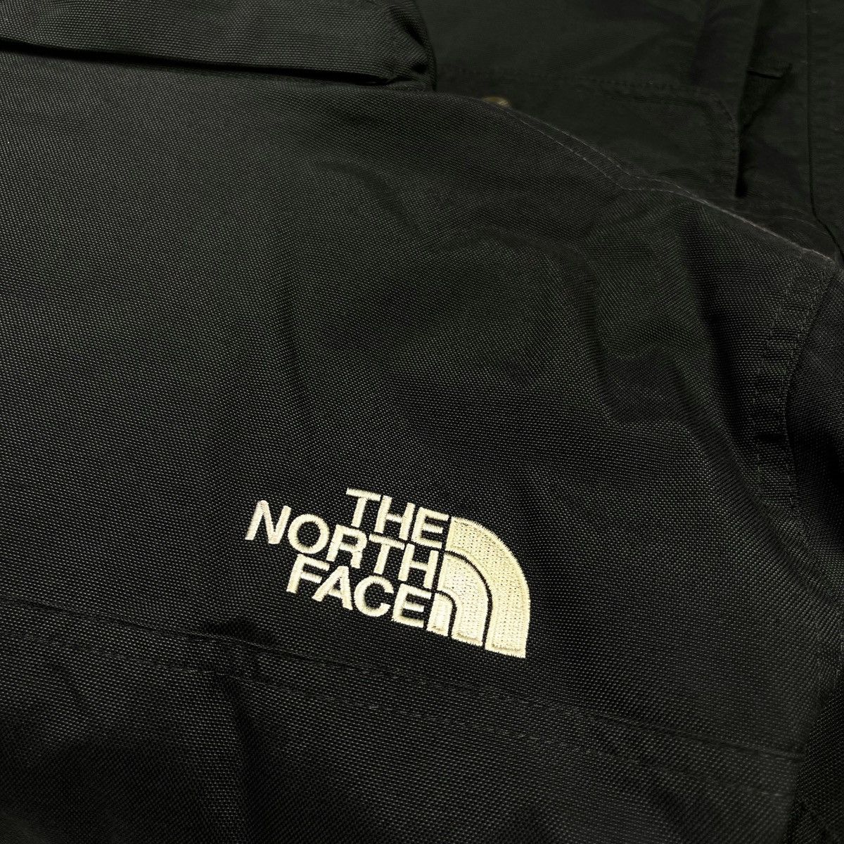 The North Face × Vintage The North Face Vintage Combat Goose Down Puffer Jacket Size US M / EU 48-50 / 2 - 7 Thumbnail