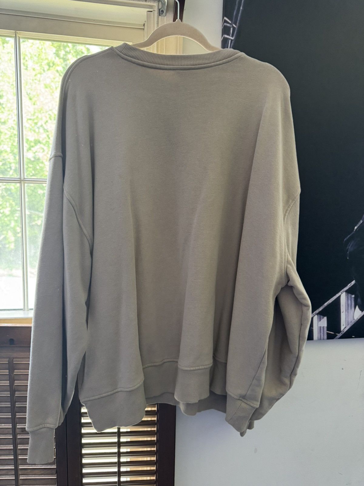 The North Face Tan North Face crewneck Size US XL / EU 56 / 4 - 4 Thumbnail