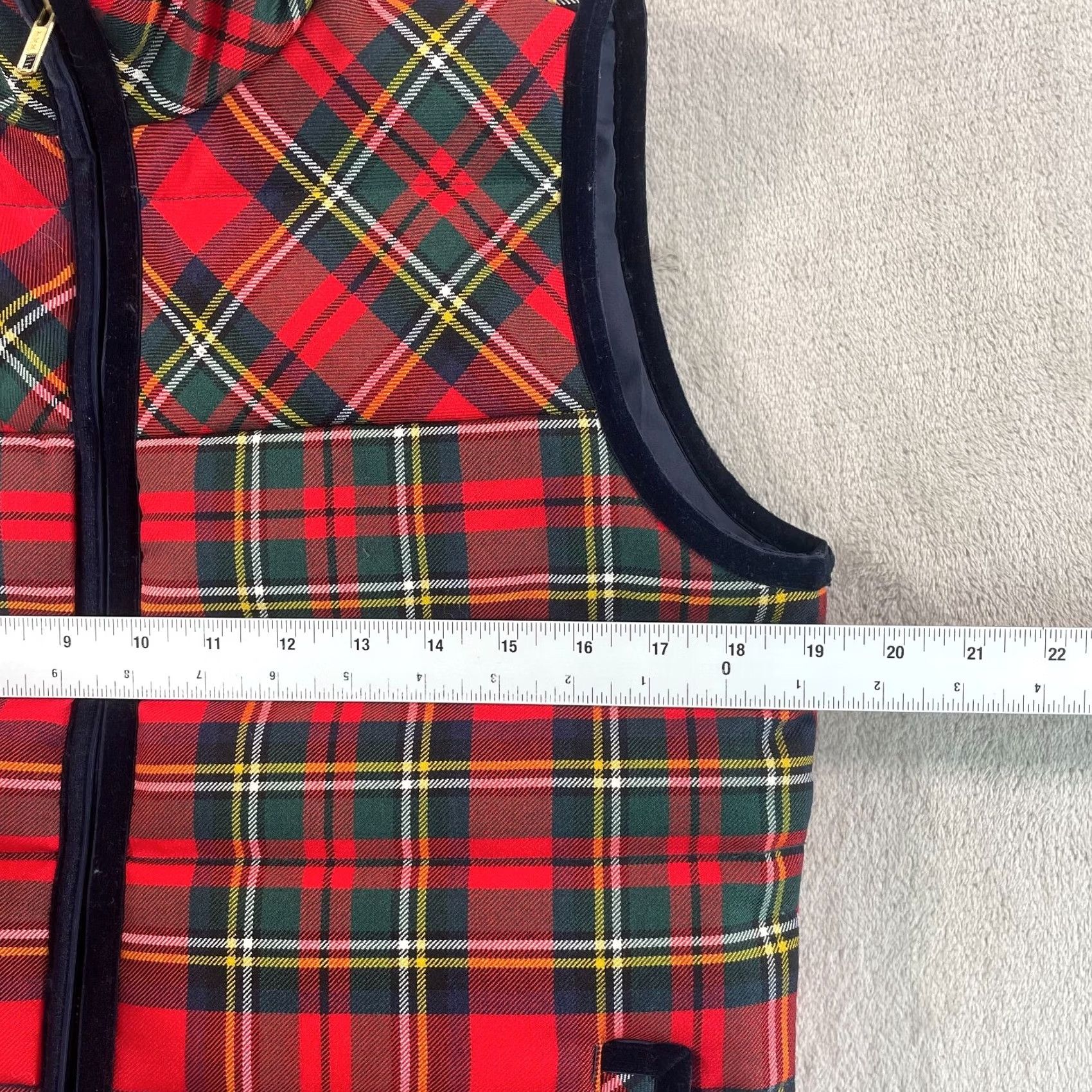 J.Crew J.CREW Tartan Mountain Puffer Vest Women Small Red Velvet Trim NWOT Size S / US 4 / IT 40 - 6 Thumbnail
