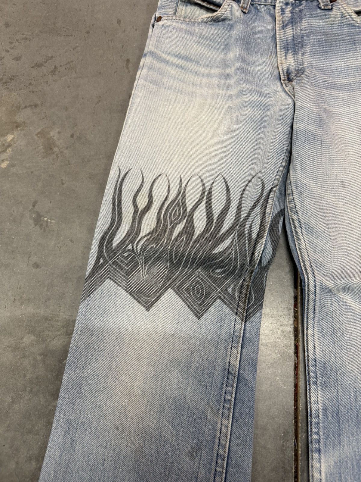 Vintage Light Wash Bootcut 70s Stenciled Jeans ERD Grunge Punk Size US 29 - 16 Thumbnail