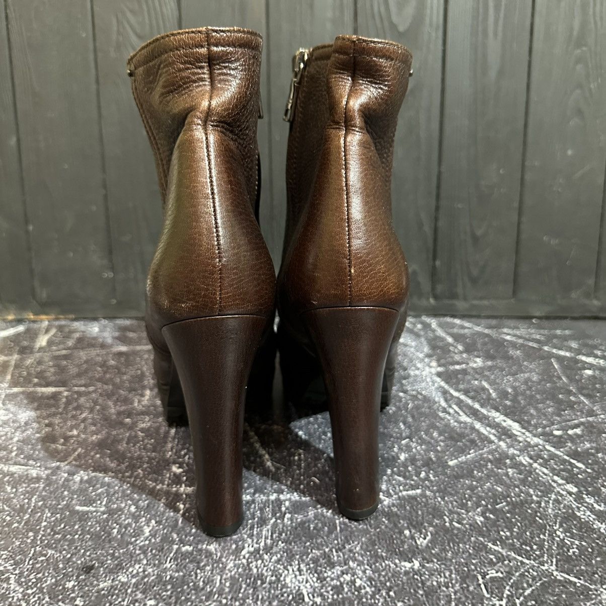 Prada PRADA women’s Leather Ankle Boots Size 39 Size US 9 / IT 39 - 11 Thumbnail