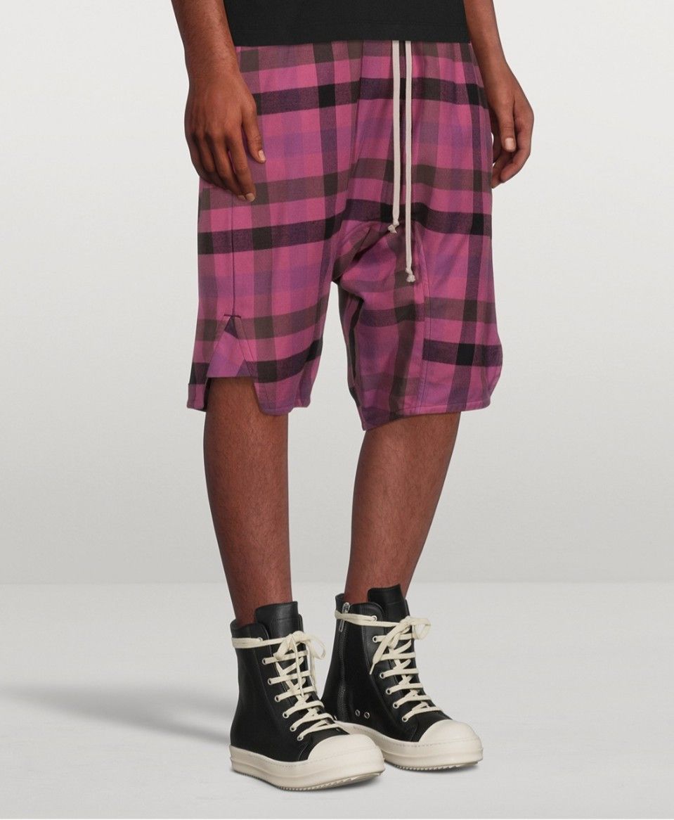 image of Rick Owens Basket Swinger Shorts In Plaid Print in Pink, Men's (Size 32)