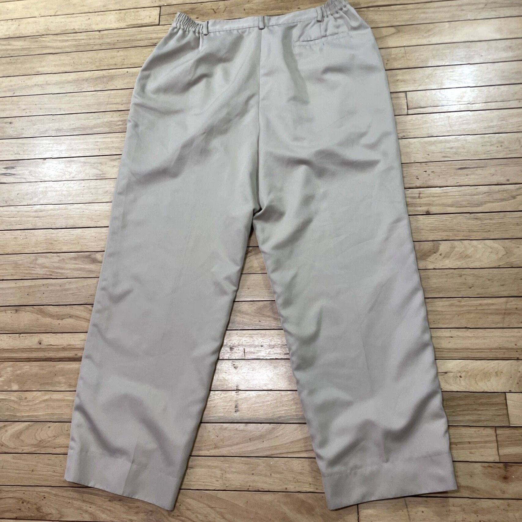 Callaway VINTAGE Callaway Pants Women 16 Khaki Pleated Wide-Leg 16 Beige Logo Metal 90s Mens Womens Girls Size 24" / US 00 / IT 34 - 2 Thumbnail