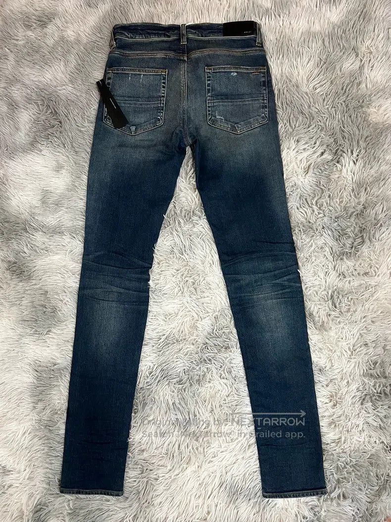 Amiri Amiri Single knee destroyed dark blue destroyed denim pant Size US 30 / EU 46 - 4 Thumbnail