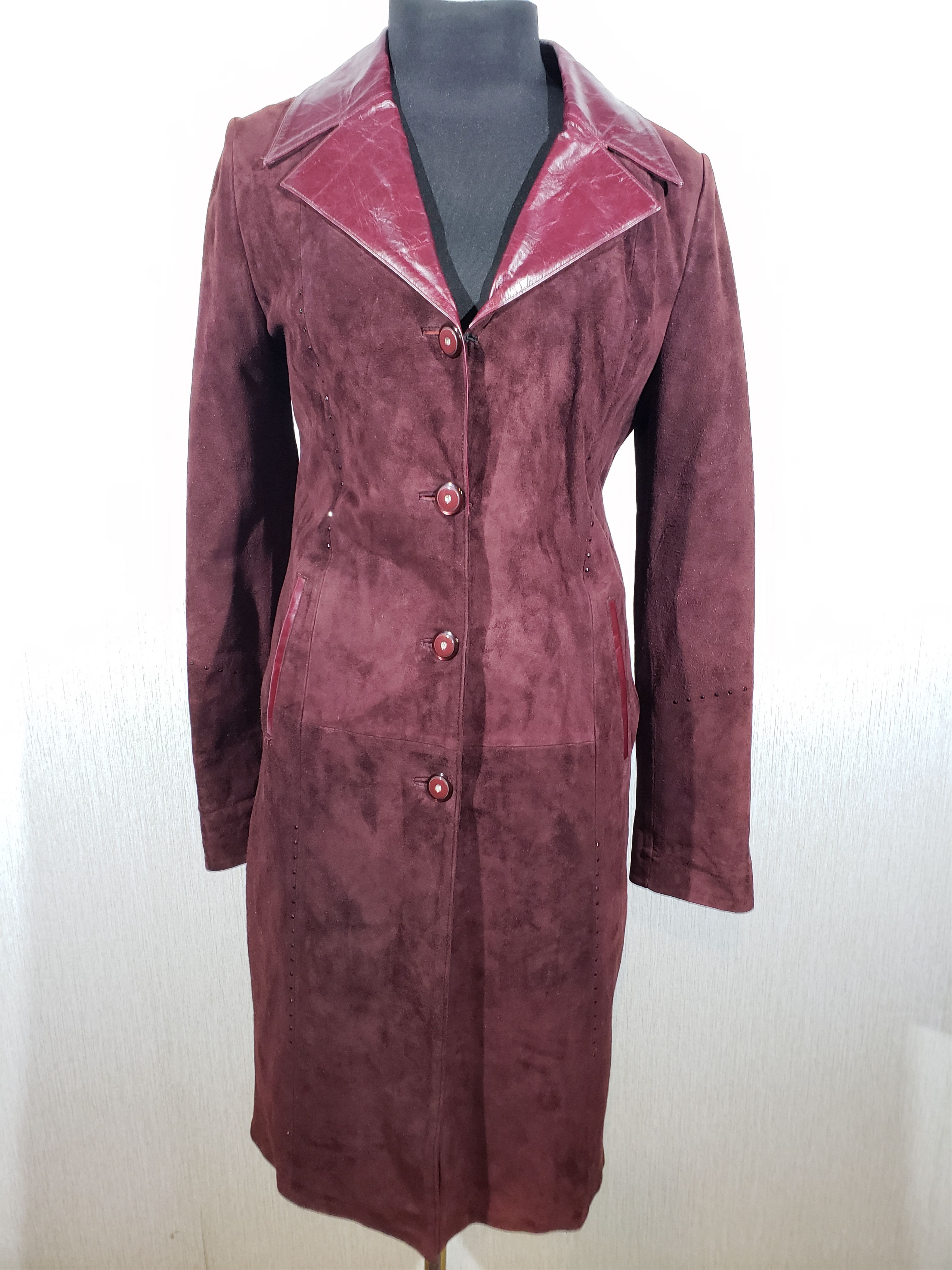 Other Cute women's long burgundy leather jacket. Size M / US 6-8 / IT 42-44 - 1 Thumbnail