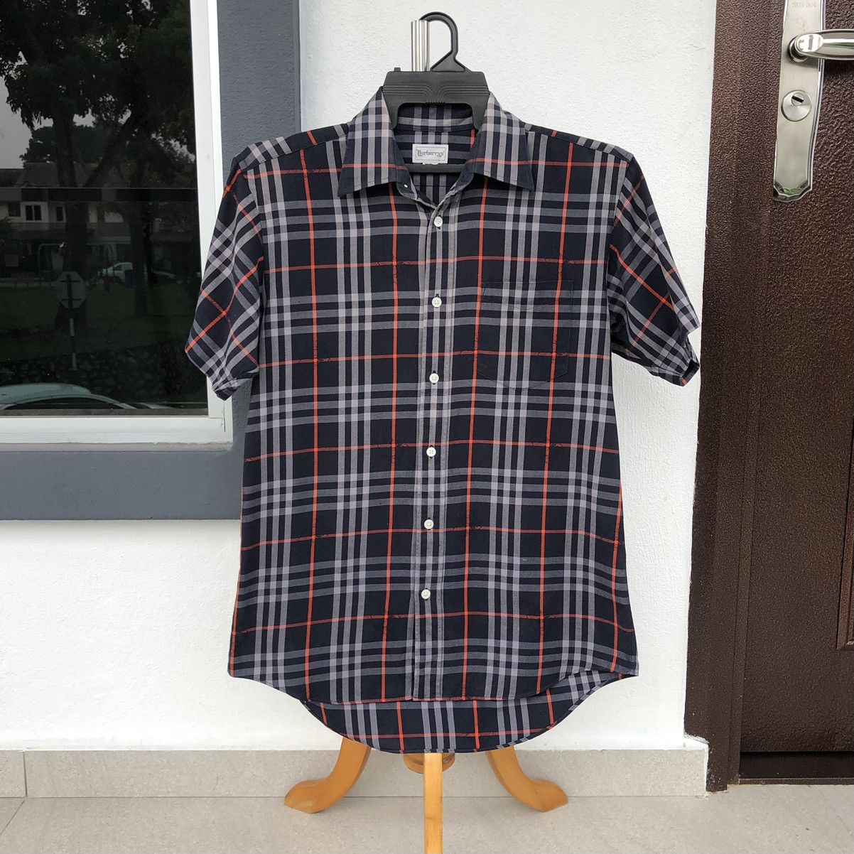 Burberry Vintage Burberrys Novacheck Embroidery Logo Short Sleeve Size US M / EU 48-50 / 2 - 4 Thumbnail