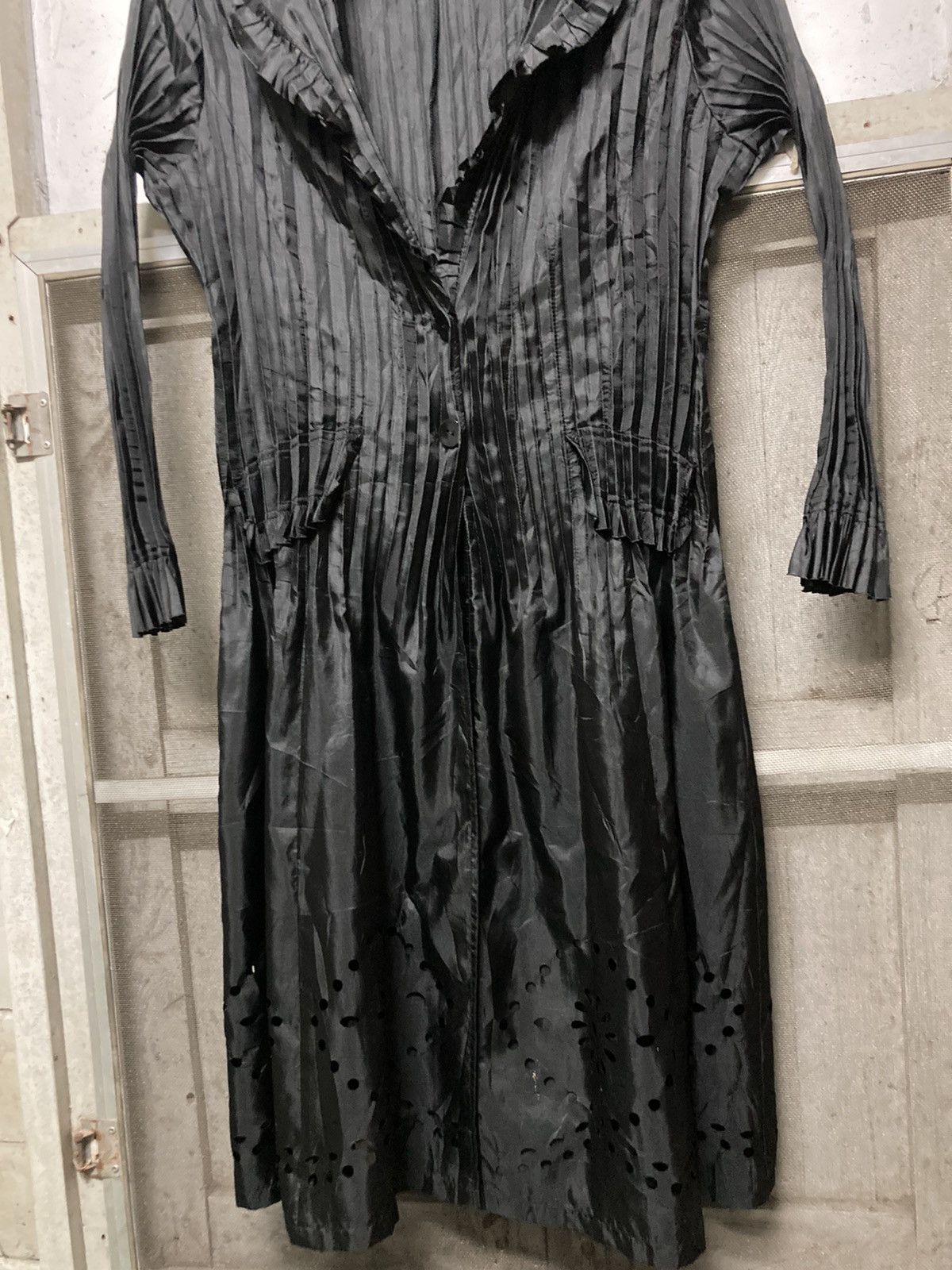 Designer × Japanese Brand Specchio Pleats Parka’s Coat Size S / US 4 / IT 40 - 2 Thumbnail