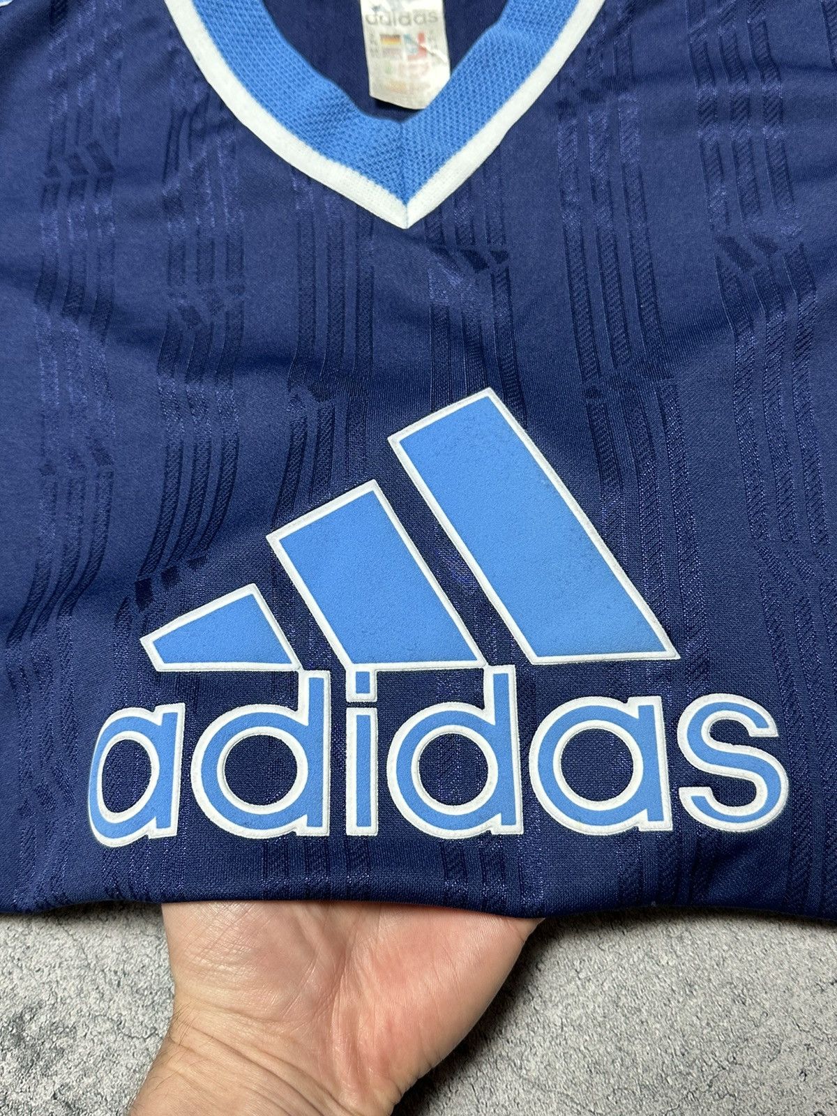 Adidas Vintage 90s Adidas Big Logo Jersey T-Shirt Size US XL / EU 56 / 4 - 4 Thumbnail