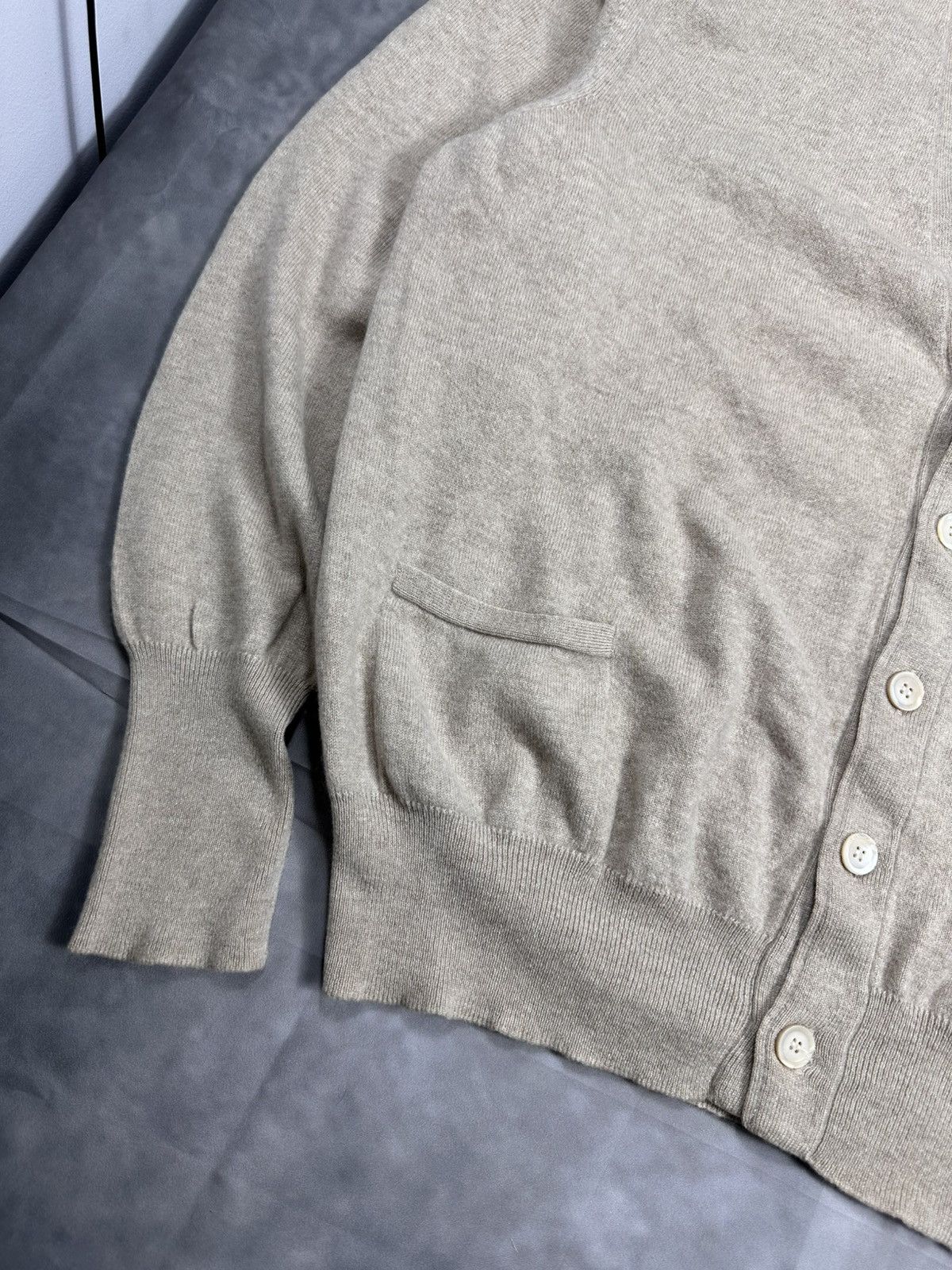 Loro Piana Loro Piana Cashmere Cardigan vintage old miney Size US L / EU 52-54 / 3 - 2 Thumbnail