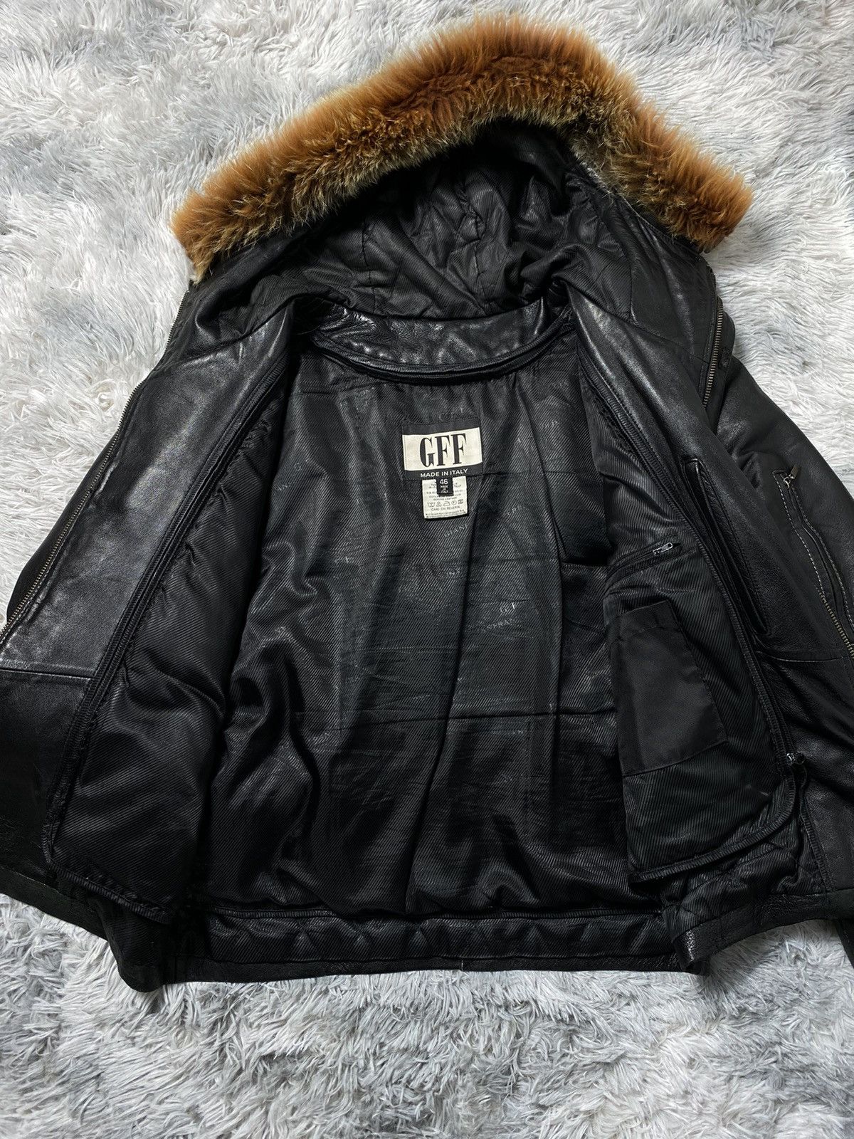 GF Ferre Gianfranco Ferre GF Ferre Leather Jacket with Genuine Fur Size L / US 10 / IT 46 - 19 Thumbnail