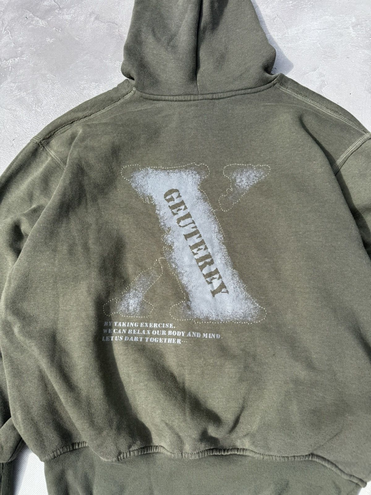 Vintage Vintage Geuterey Diesel Style Baggy Y2k Hoodie Size US L / EU 52-54 / 3 - 12 Thumbnail