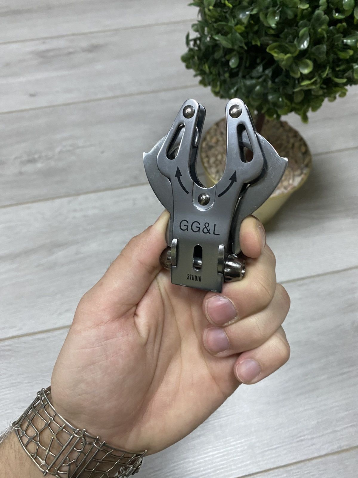 Vintage GG&L ALYX style vintage metallic carabiner Size ONE SIZE - 2 Thumbnail