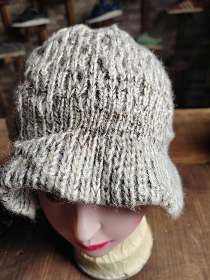 Japanese Brand Vintage Crochet Knitted handmade Beanie Snowcap Size ONE SIZE - 4 Thumbnail