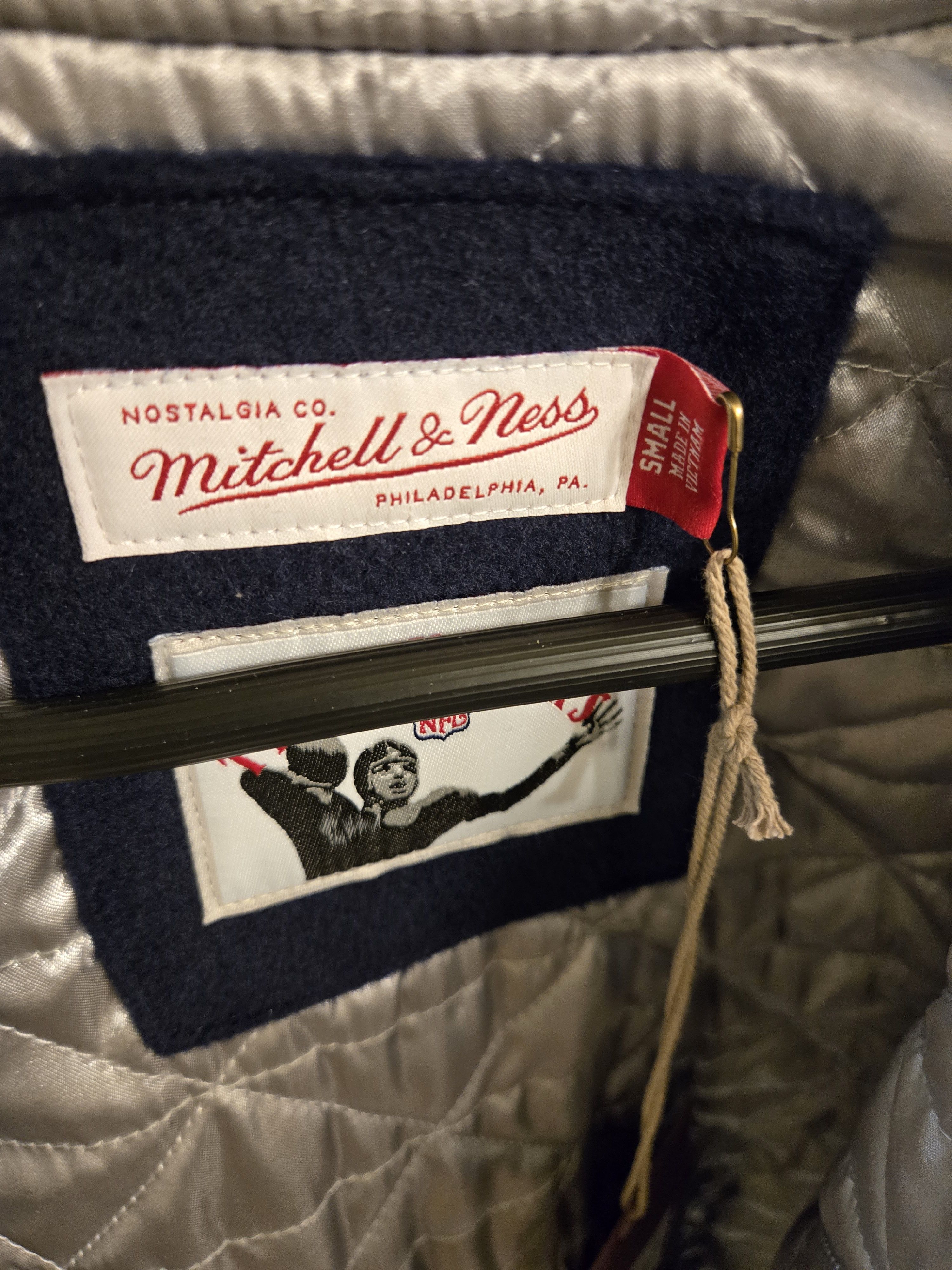 Mitchell & Ness Team legacy varsity jacket Size US S / EU 44-46 / 1 - 4 Thumbnail