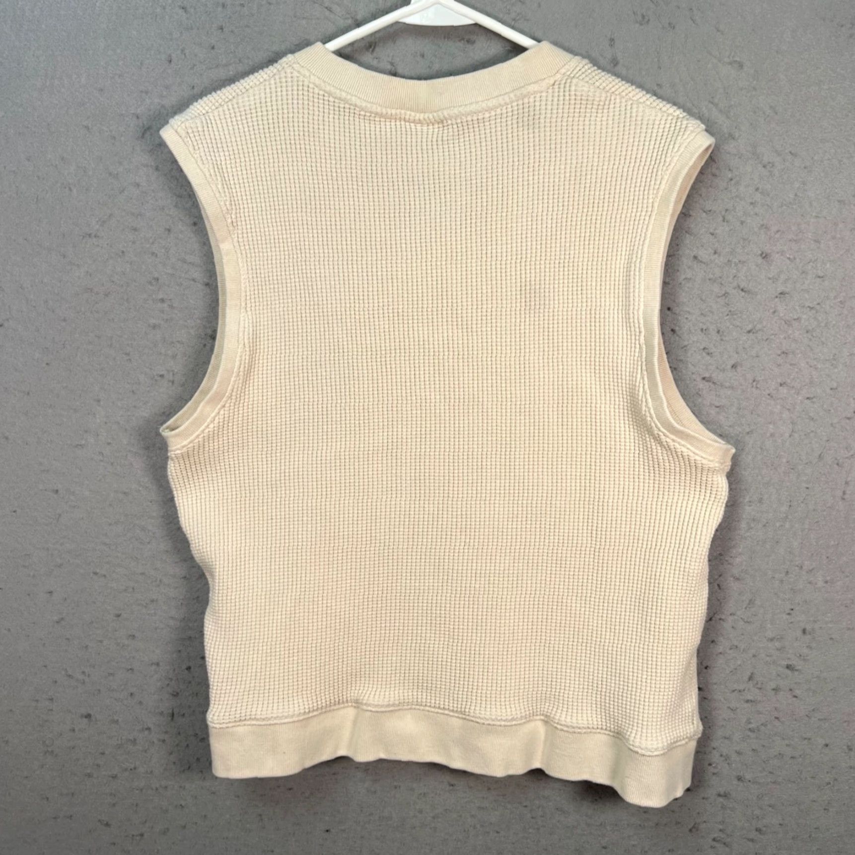 Zara VINTAGE Zara Womens Large Beige Waffle Knit Sleeveless Sweater Vest Cotton Blend Shirt Womens Casual Beige Knit Vest 90s? Size L / US 10 / IT 46 - 2 Thumbnail