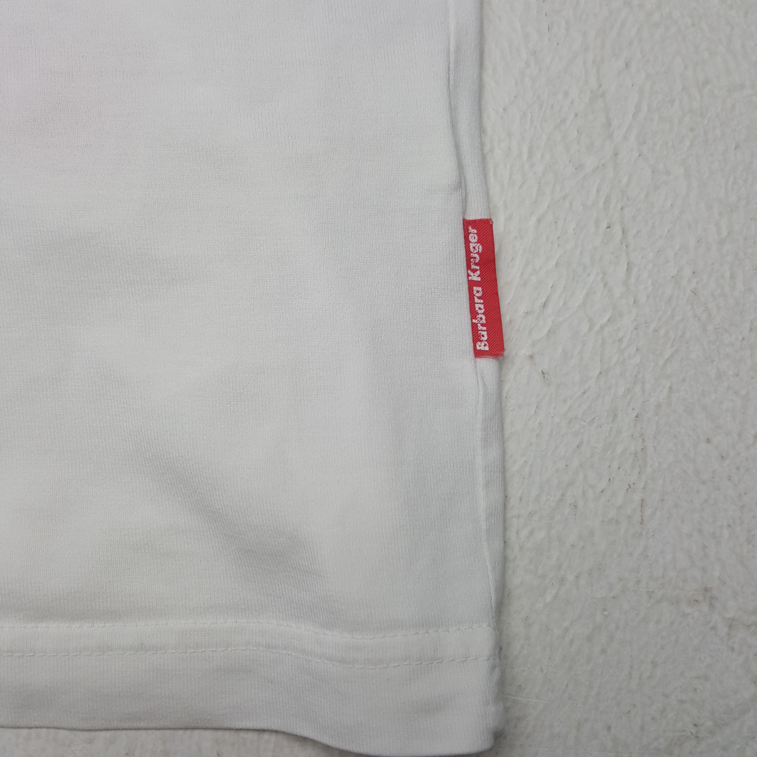Barbara Kruger × Vintage Vintage Barbara Kruger How Dare You Not Be Me? Tshirt Size US XL / EU 56 / 4 - 7 Thumbnail