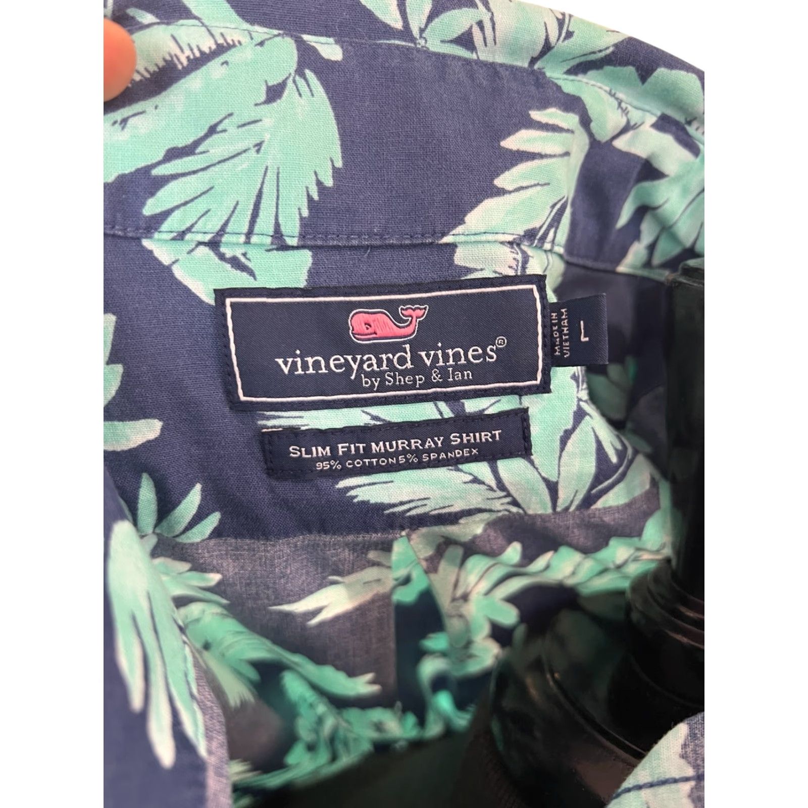 Vineyard Vines Vineyard Vines Murray Hawaiian Shirt Slim Fit Mens Large Blue Floral Tropical Slimming Shirt Button-Up Short Sleeve Size US L / EU 52-54 / 3 - 8 Thumbnail
