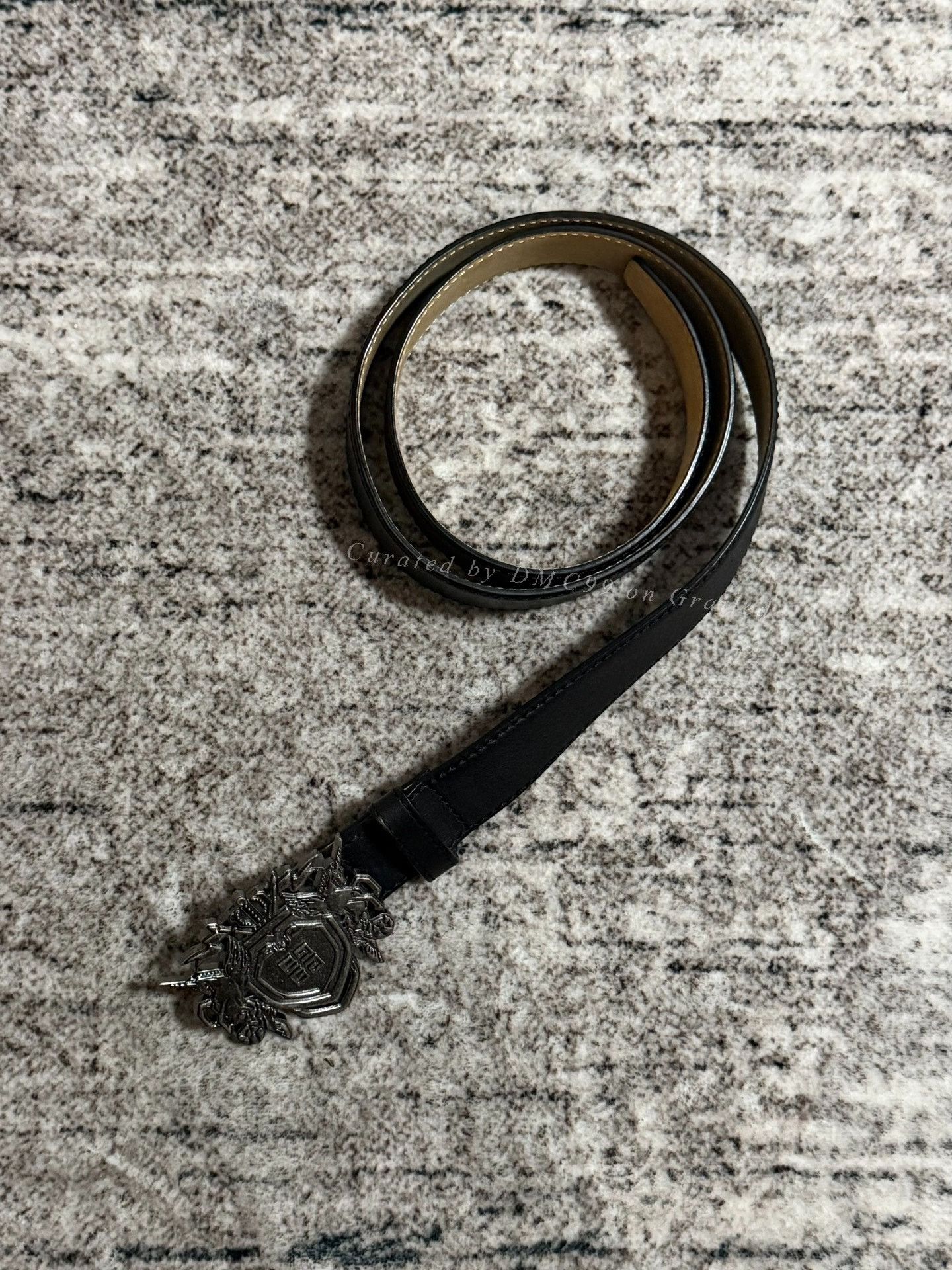 Givenchy Givenchy Pegasus Medal Distressed Belt Size ONE SIZE - 1 Thumbnail