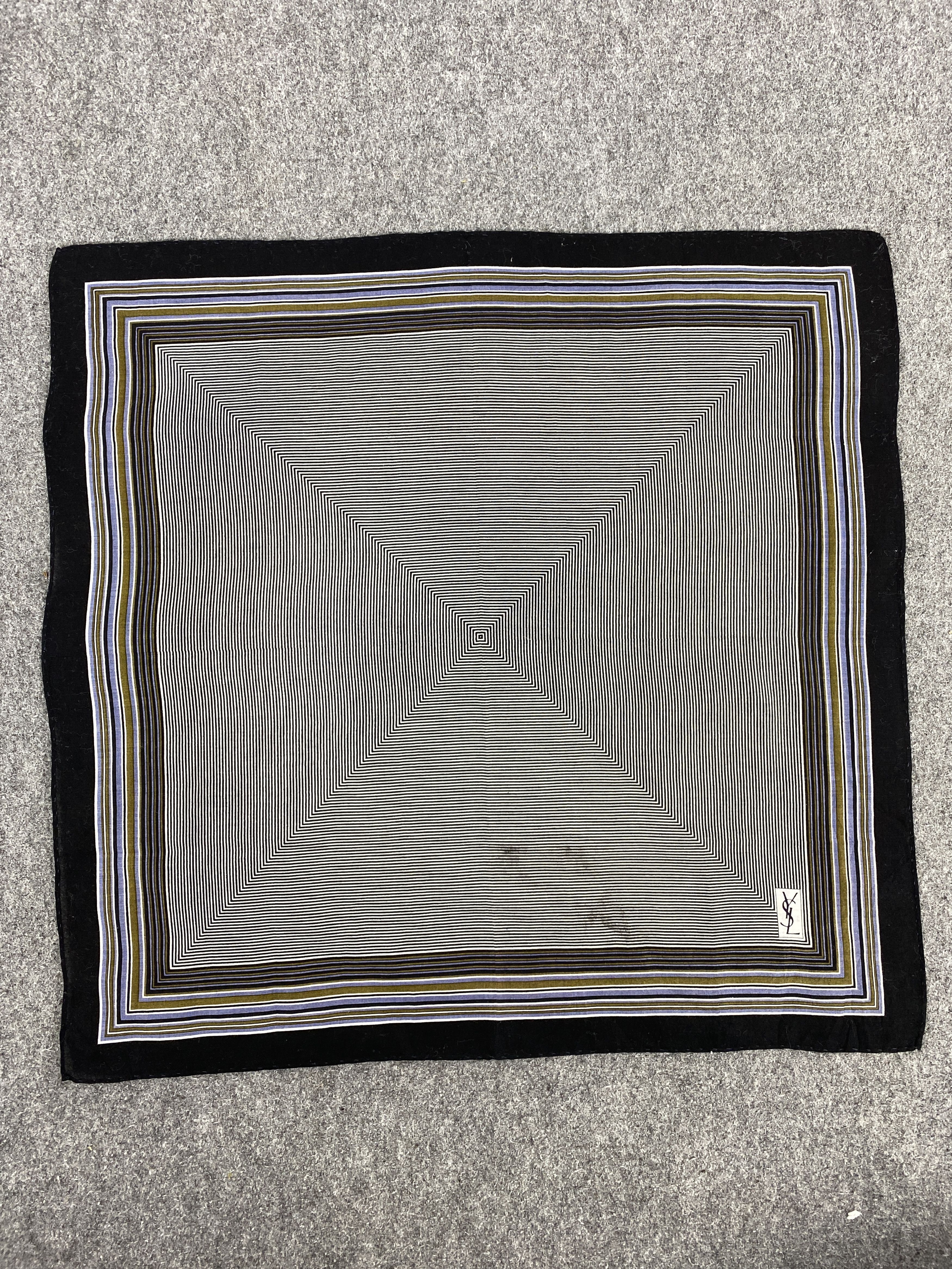 Yves Saint Laurent Yves Saint Laurent Handkerchief / Neckerchief KT0293 Size ONE SIZE - 4 Thumbnail