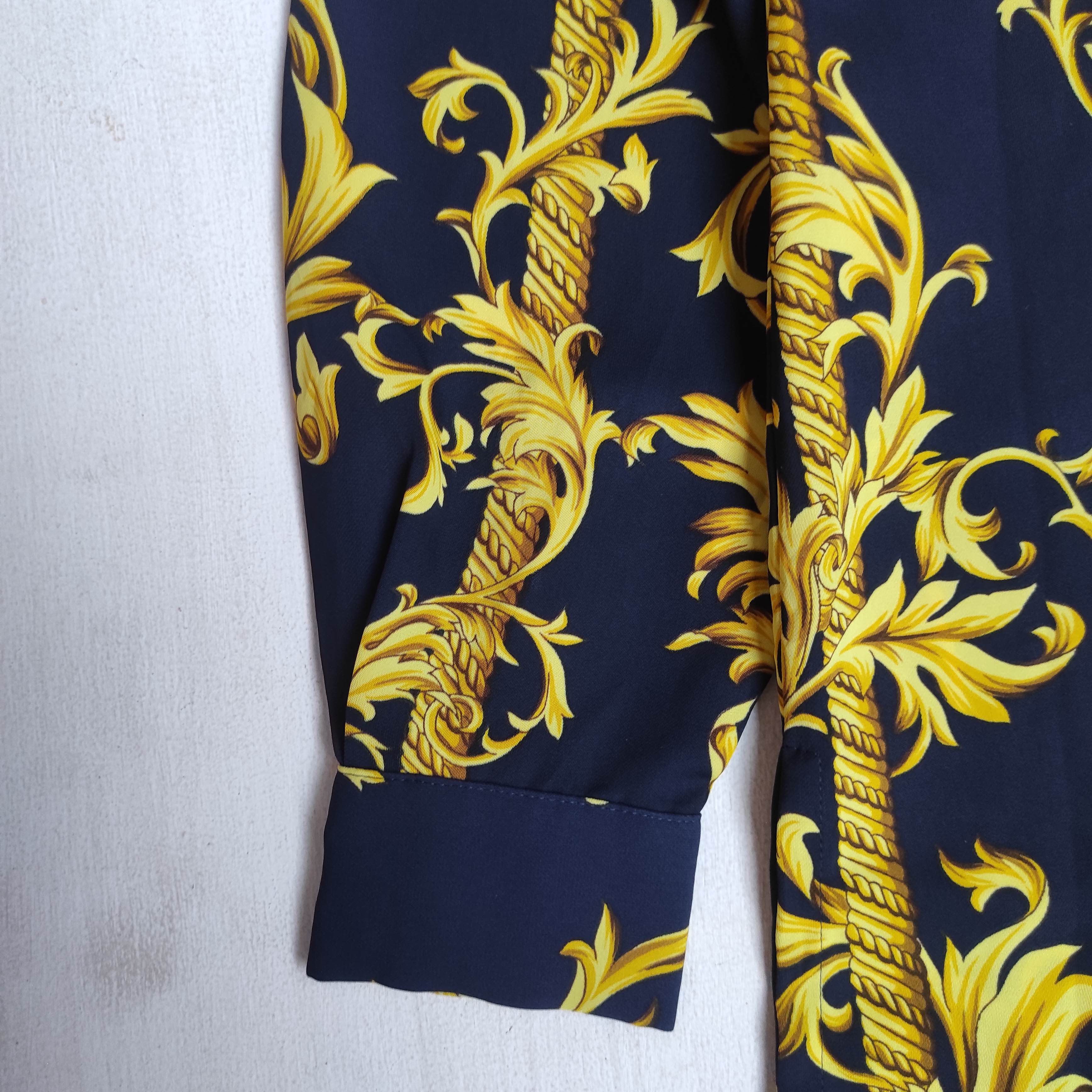 Japanese Brand Made in Japan Primary Shirt Button Up Like versace Size US M / EU 48-50 / 2 - 5 Thumbnail