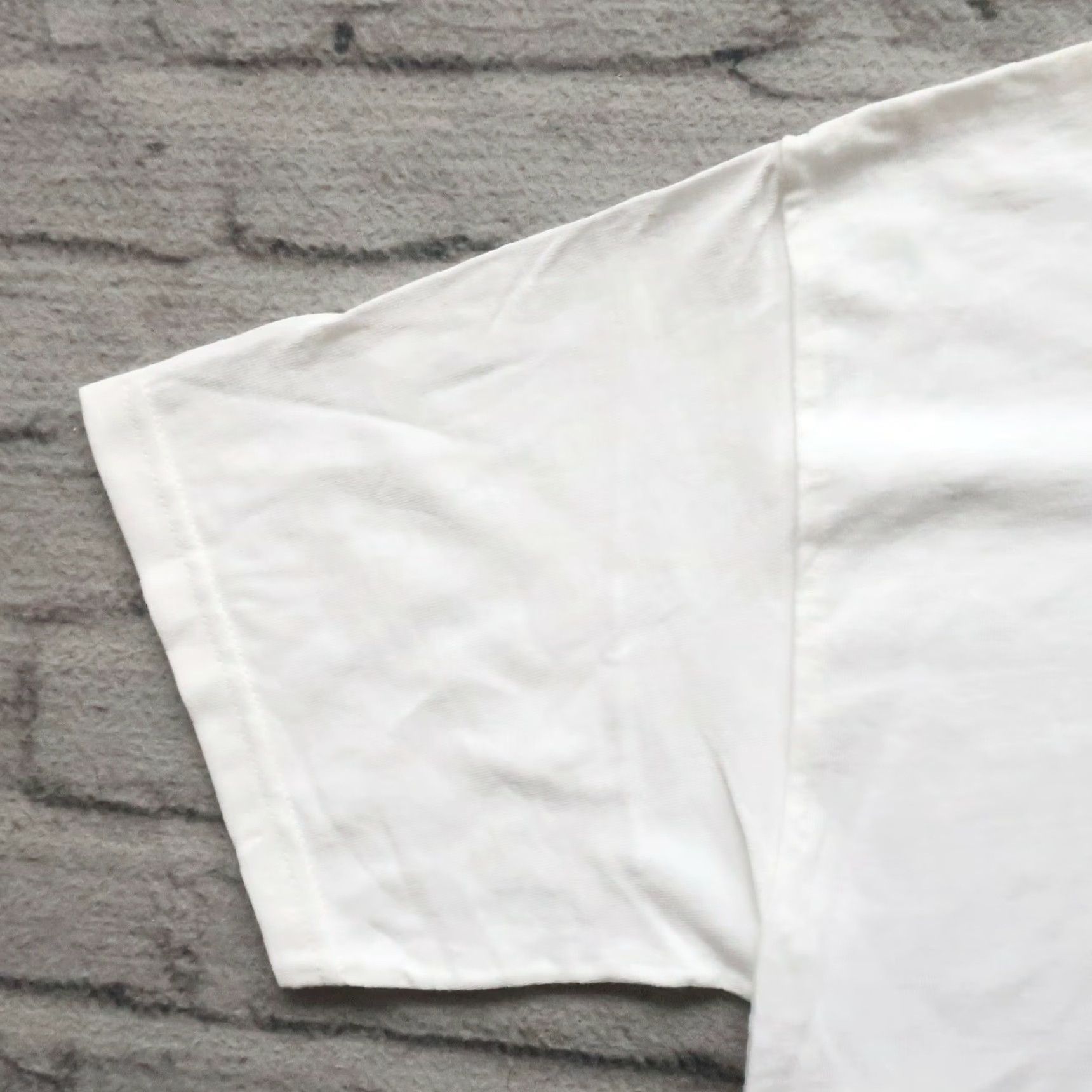 Gildan Vintage Gildan T-Shirt Large White Deadstock Many Faces Acid Tshirt Mens XS? Size US L / EU 52-54 / 3 - 3 Thumbnail