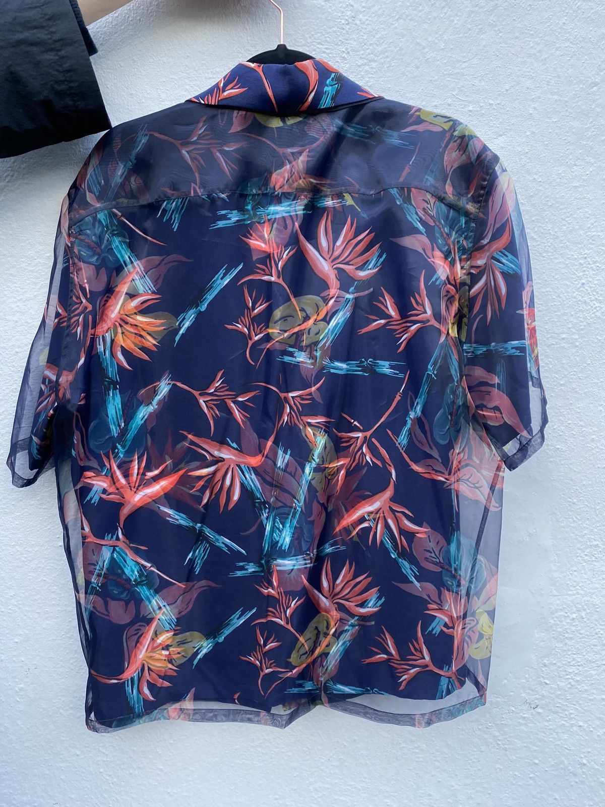 Louis Vuitton Hawaiian Shirt with print Size US M / EU 48-50 / 2 - 5 Thumbnail