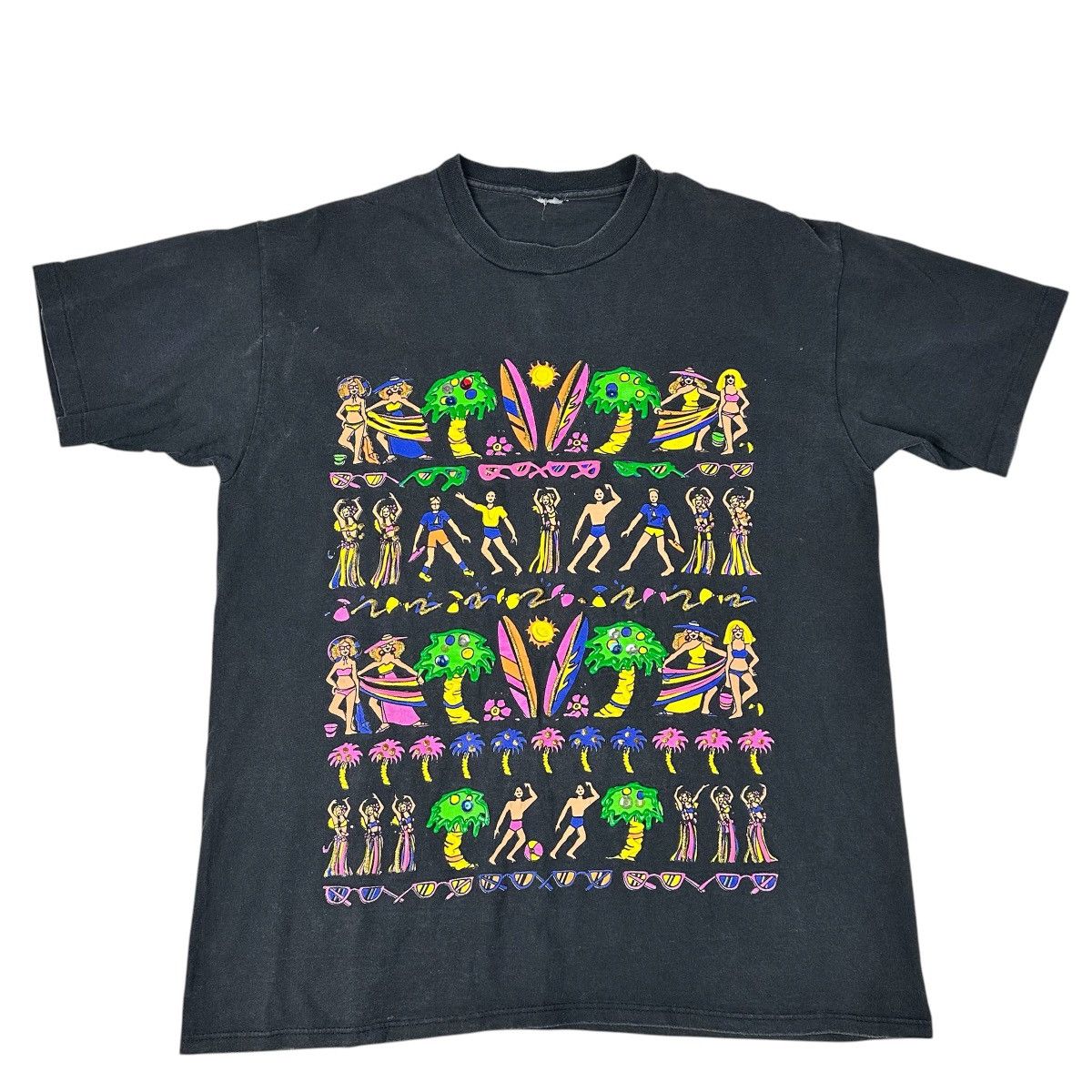 Vintage Vintage 1990s Beach Themed Tee Puff Print Surf Hula Party Size US L / EU 52-54 / 3 - 1 Thumbnail