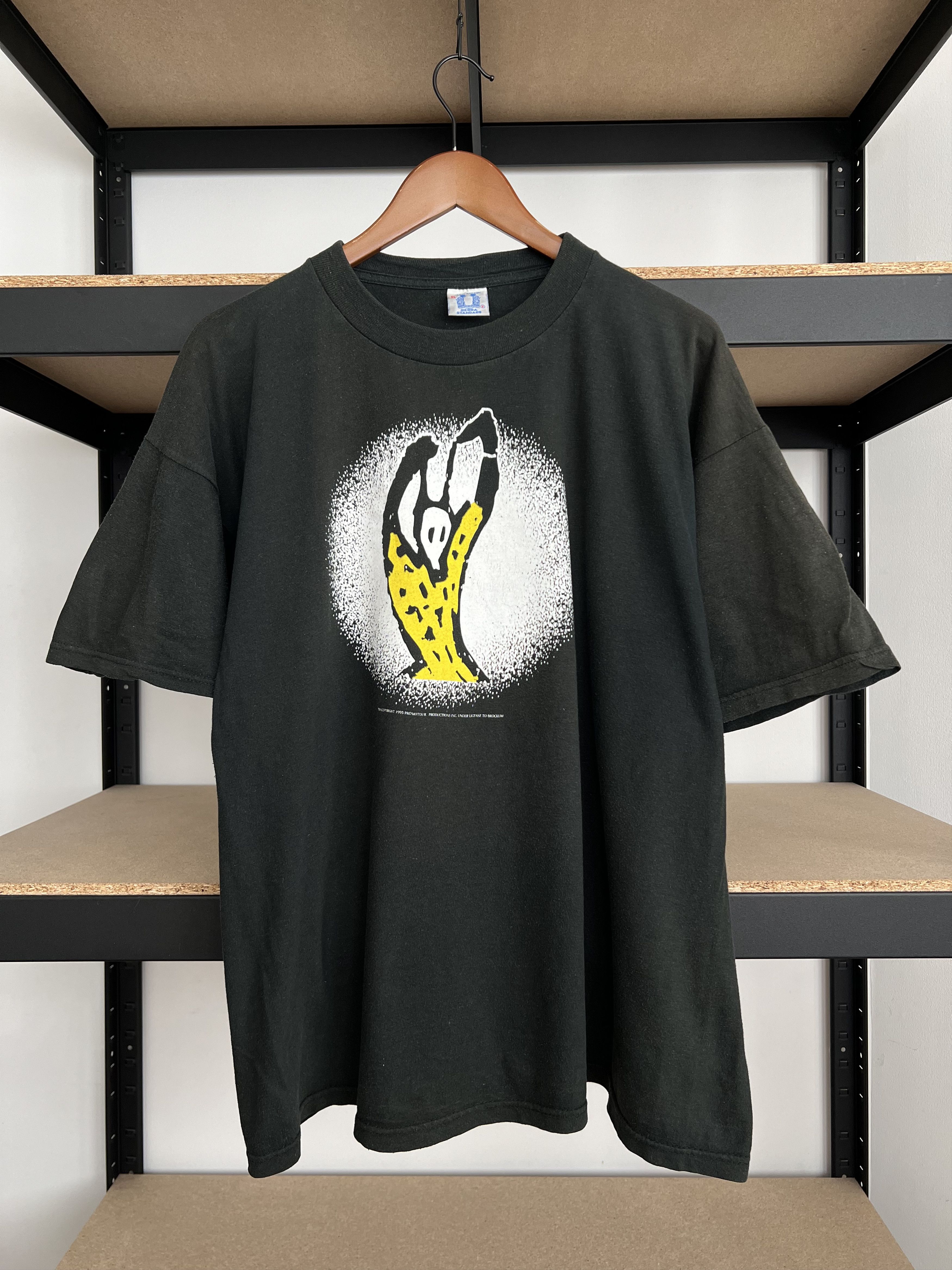 Band Tees Vintage 1995 The Rolling Stones Voodoo Lounge Black T-shirt Size US XL / EU 56 / 4 - 3 Thumbnail