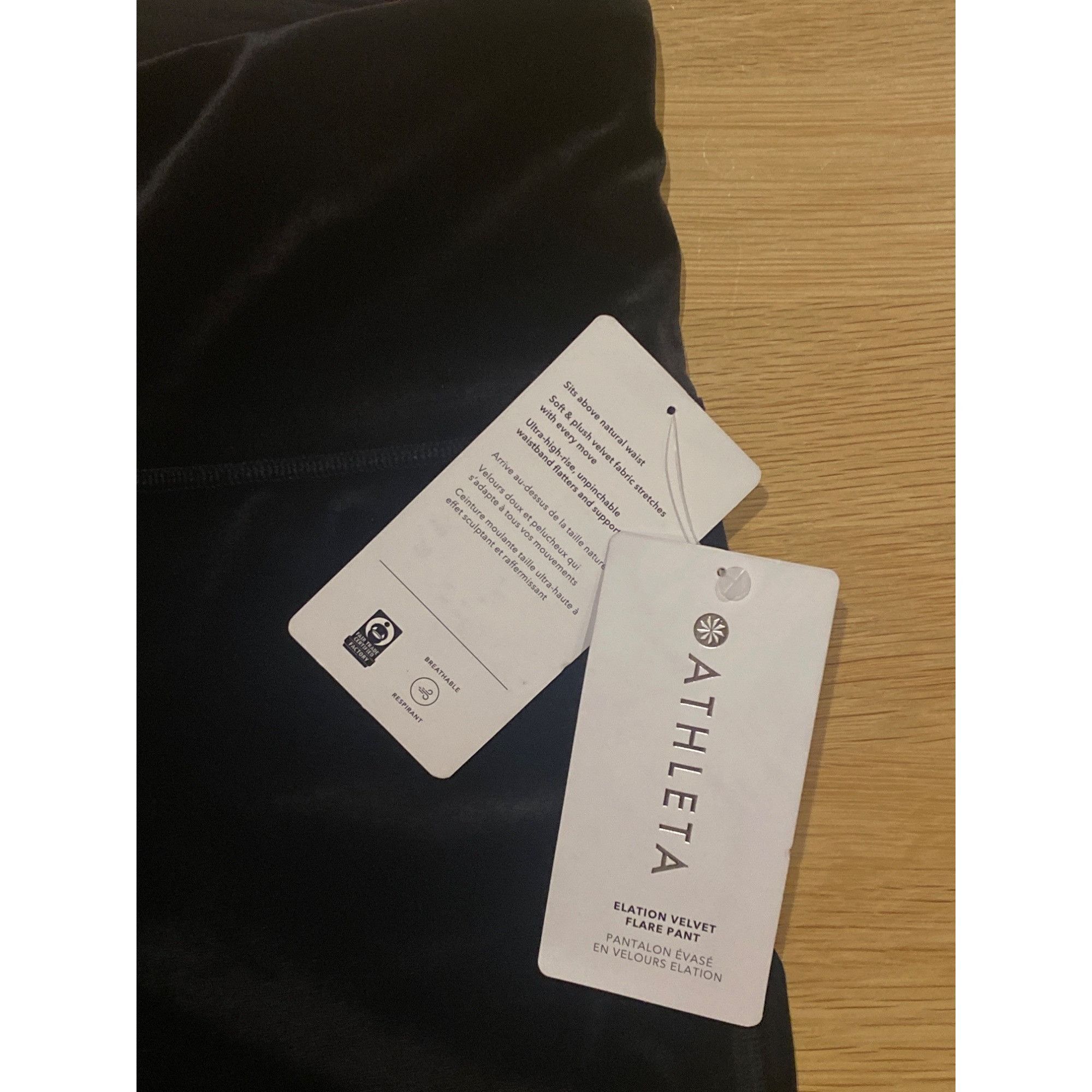 Athleta NWT Athleta XS Elation Velvet Flare Pant Black Pants High-Ri Size 26" / US 2 / IT 38 - 7 Thumbnail