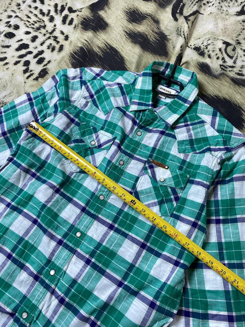 Diesel Vintage print shirt Diesel logo Y2K size M streetwear Size US M / EU 48-50 / 2 - 8 Thumbnail