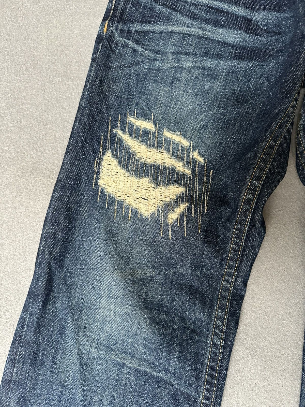 Japanese Brand Red Peppers Japan Distressed Denim Size US 32 / EU 48 - 7 Thumbnail