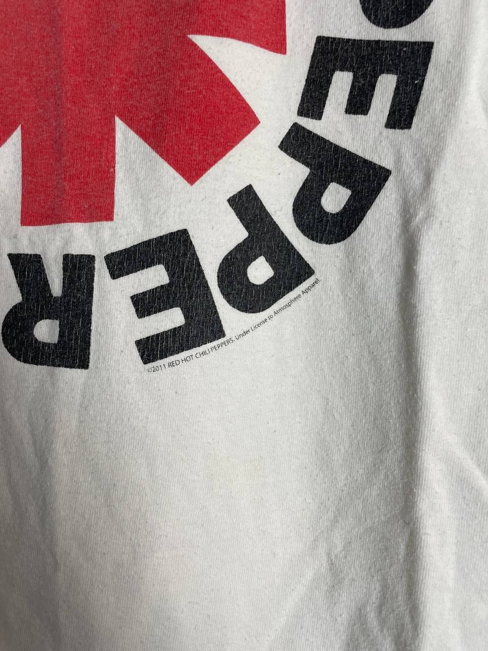 Band Tees Vintage Red Hot Chili Peppers 2011 T-Shirt Size US L / EU 52-54 / 3 - 3 Thumbnail