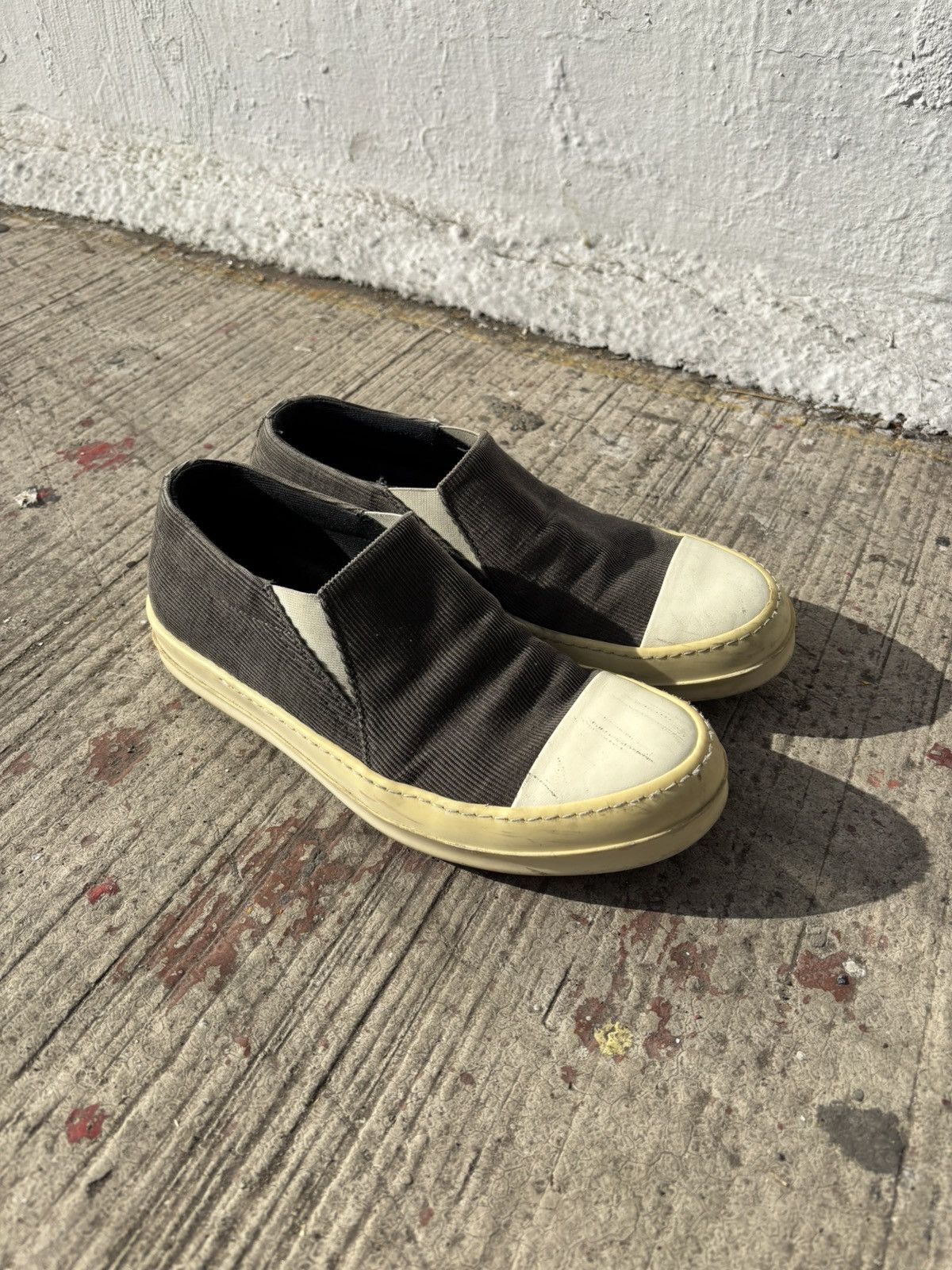 Rick Owens Rick Owens Gray Corduroy Boat Shoe Slip-on Size US 9 / EU 42 - 1 Thumbnail