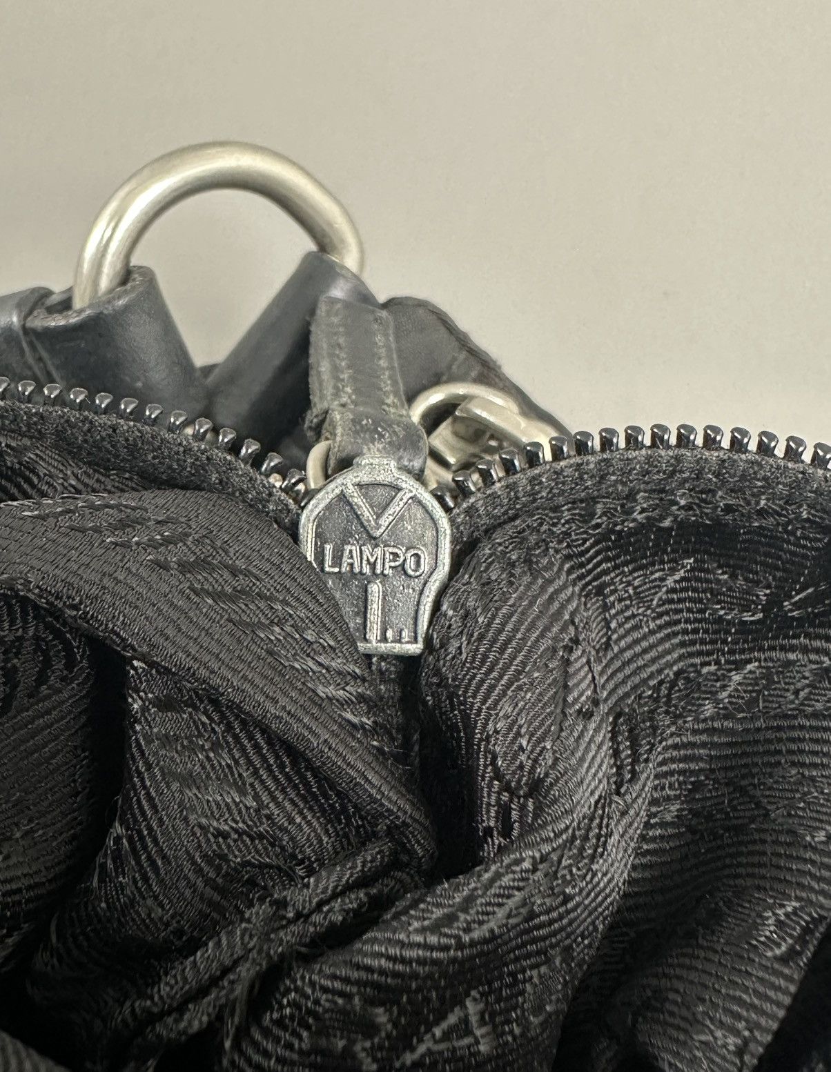 Prada Prada - Vintage Tessuto Nylon Shoulder Bag - Triangle Logo Size ONE SIZE - 13 Thumbnail