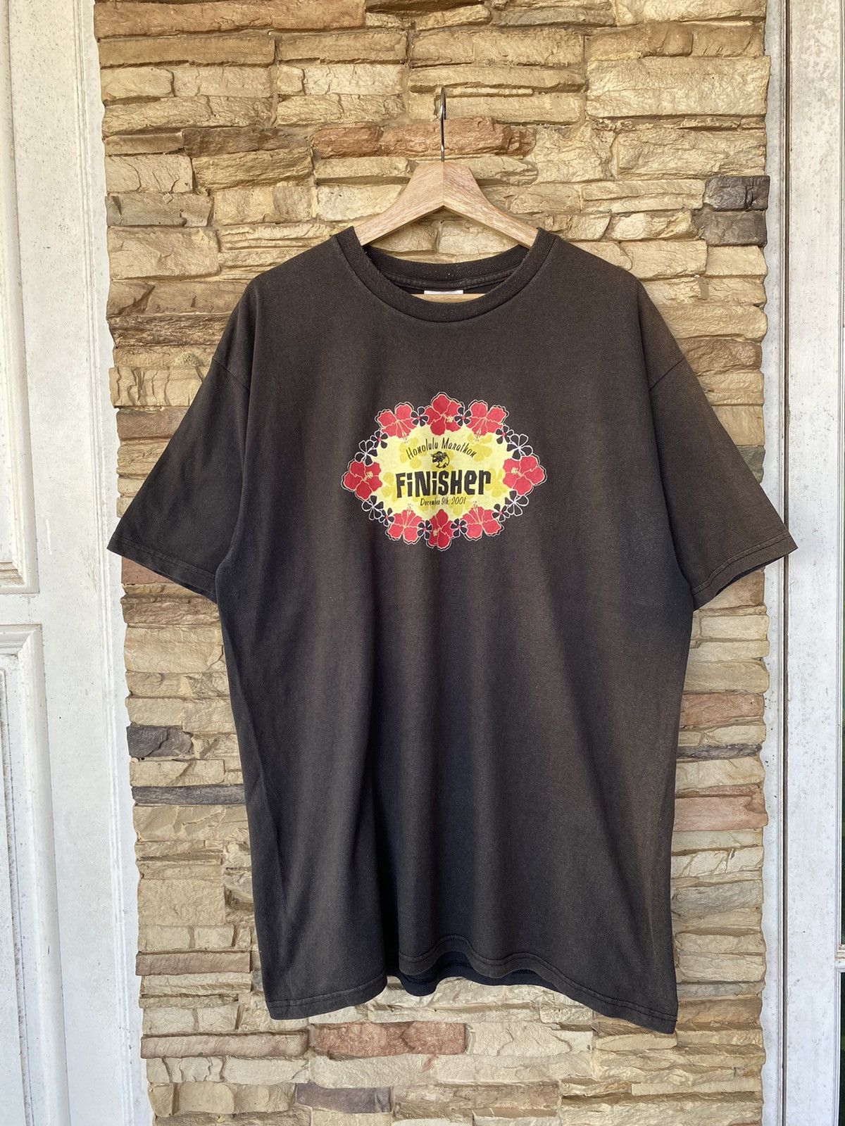 Vintage 2001 Vintage Nike Finisher Honolulu Marathon Tees Size US L / EU 52-54 / 3 - 1 Thumbnail
