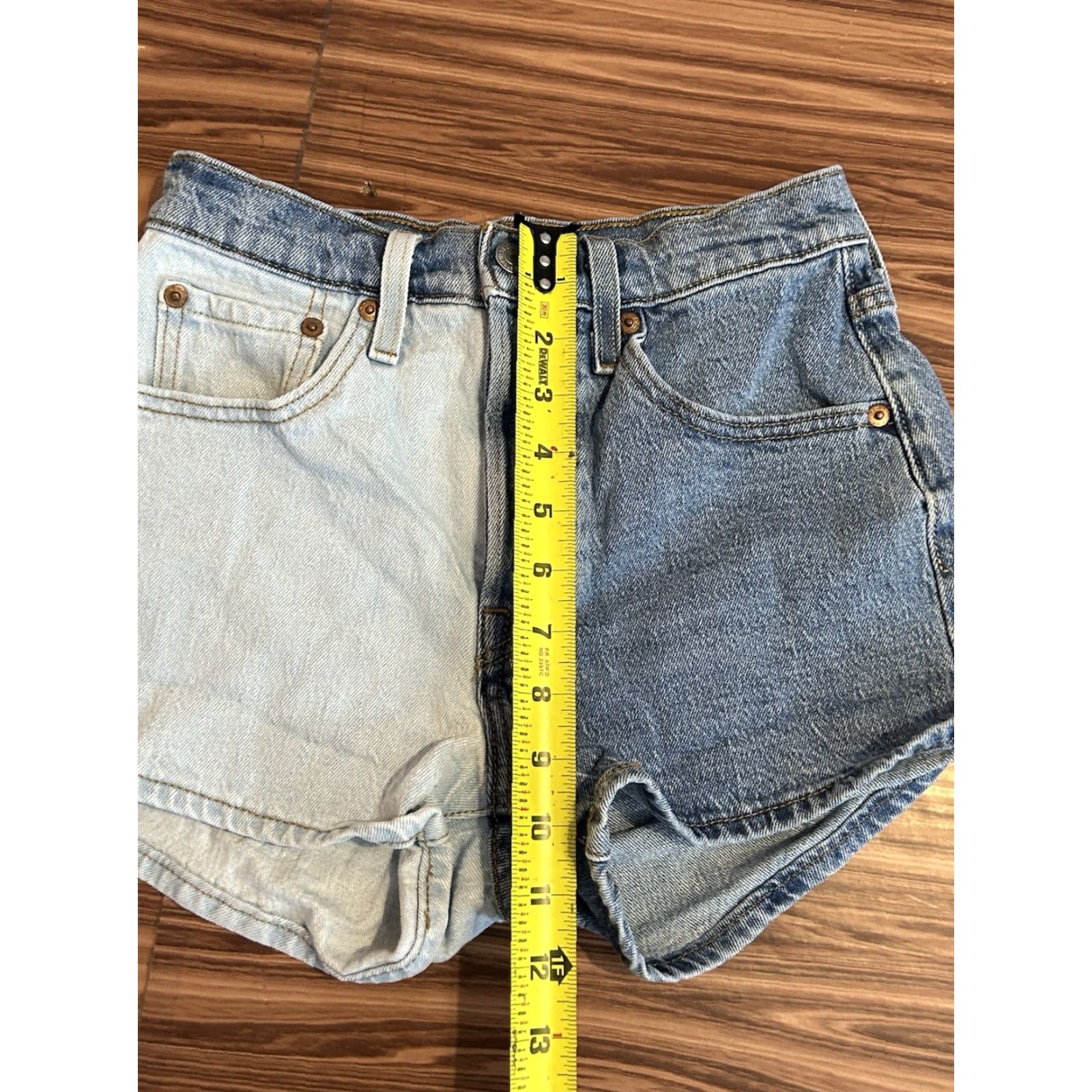 Levi's VINTAGE Levi’s 501 Button Fly 2 Tone Blue Denim Shorts sz 24 Size 42" / US 20 - 3 Thumbnail