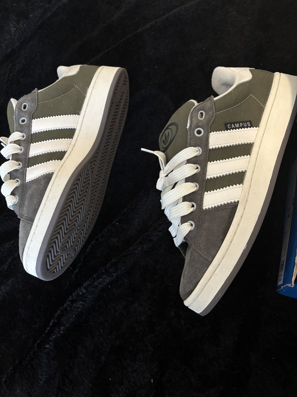 Adidas Adidas campus Size US 12 / EU 45 - 2 Thumbnail