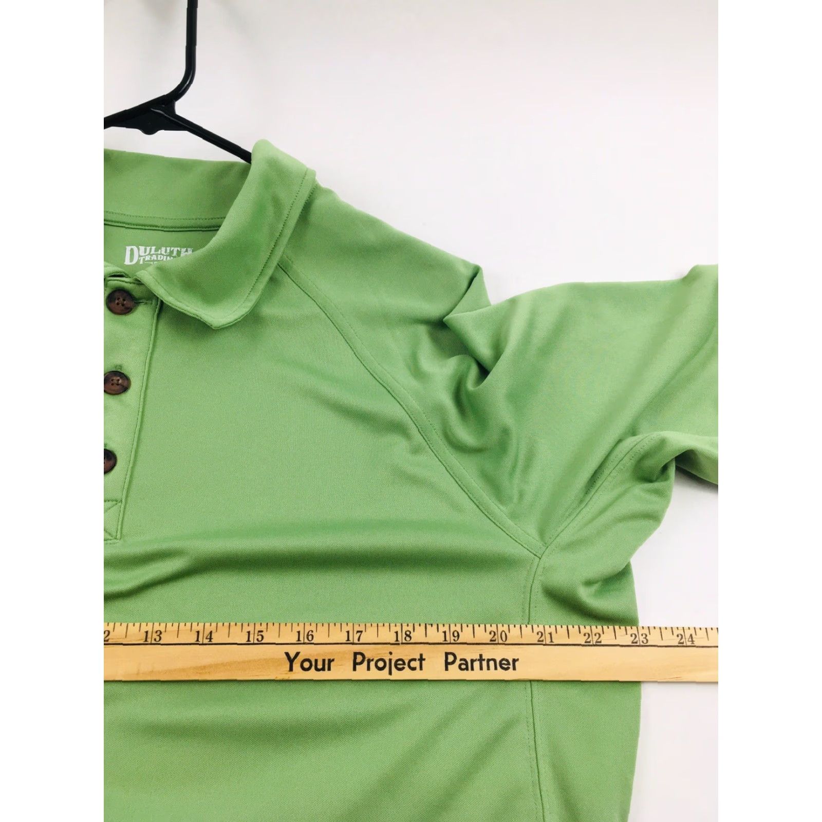 Duluth Trading Company Duluth Trading Co. Shirt Men's Large Green Polyester Polo Trim Fit Shirt Mens Large Green Polo-Duluth Trading Co. Size US L / EU 52-54 / 3 - 4 Thumbnail