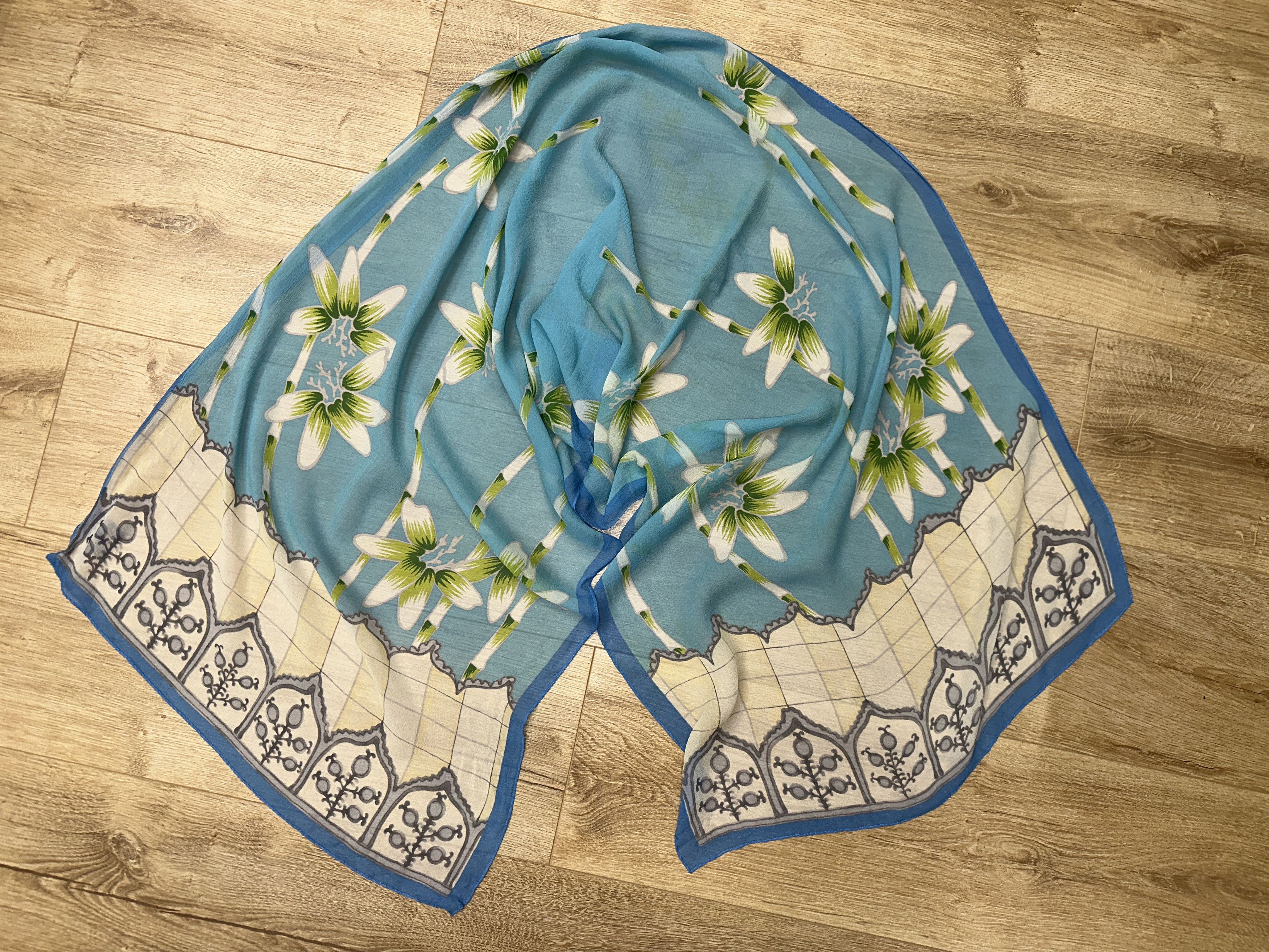 Ralph Lauren Purple Label Shawl Ralph Lauren Purple Label Silk Scarf Floral 145x50 Cm Size ONE SIZE - 6 Thumbnail