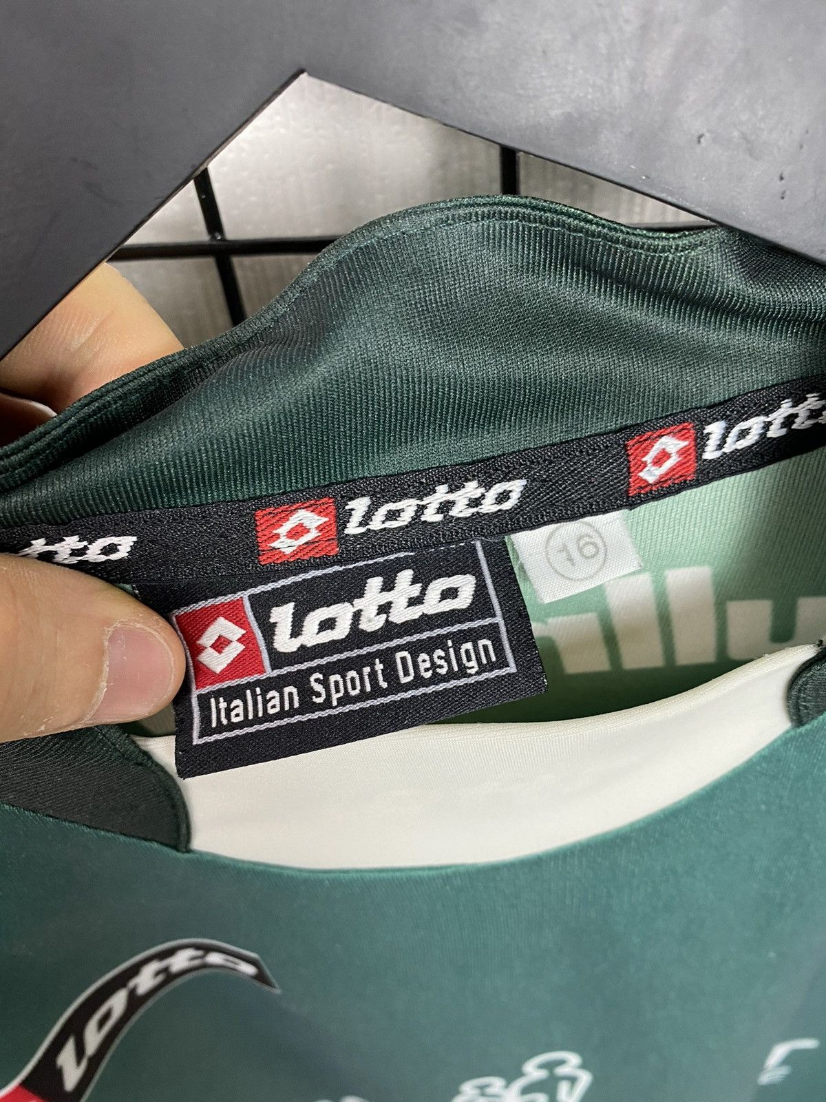 Lotto Sport Rare Santiago Wanderers Lotto 2005 soccer jersey camiseta Size US S / EU 44-46 / 1 - 14 Thumbnail