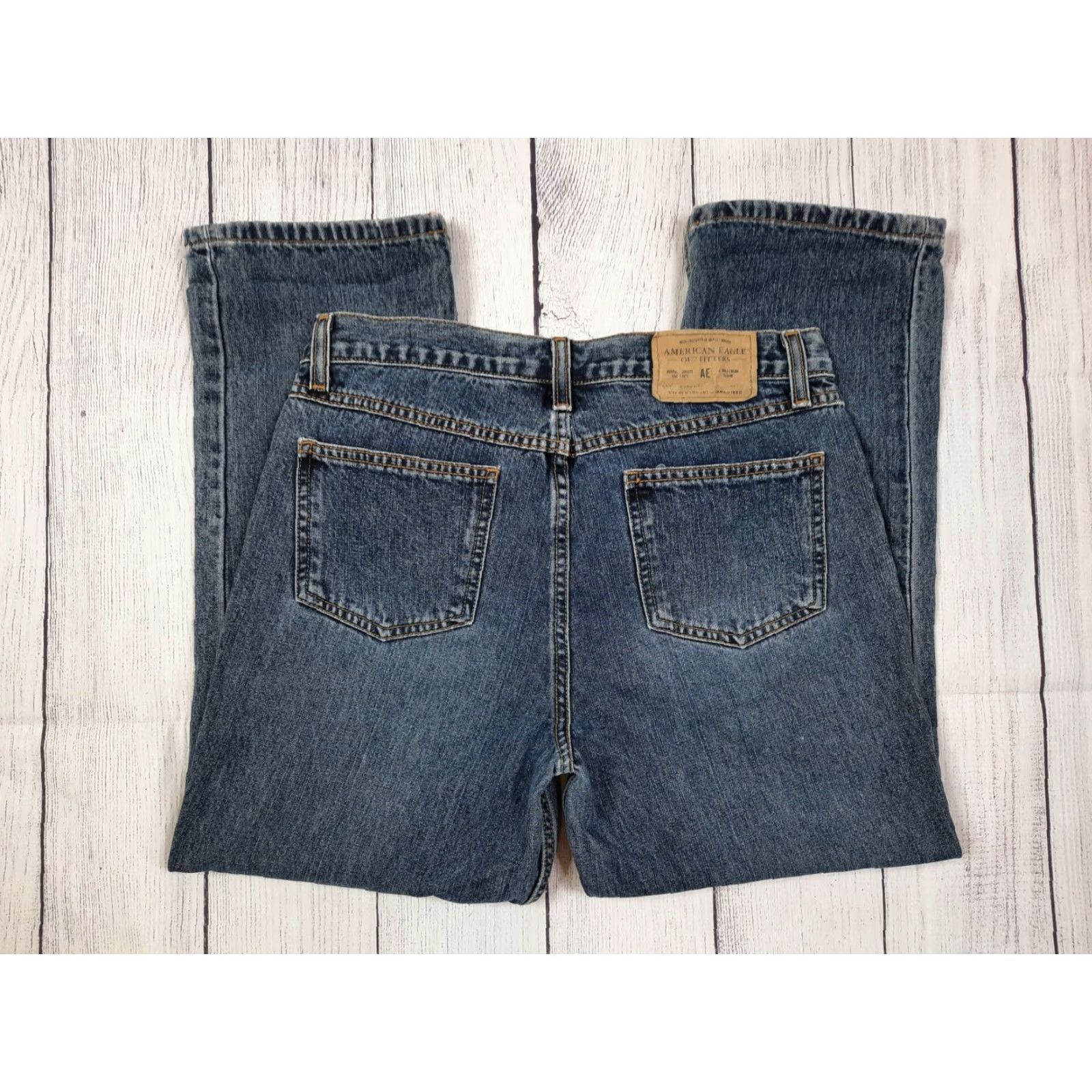 American Eagle Outfitters VINTAGE American Eagle Outfitters AEO Women's Denim Capris Capris 4 Blue Denim Mid Rise Jeans Women's Capris Vintage Size ONE SIZE - 2 Thumbnail