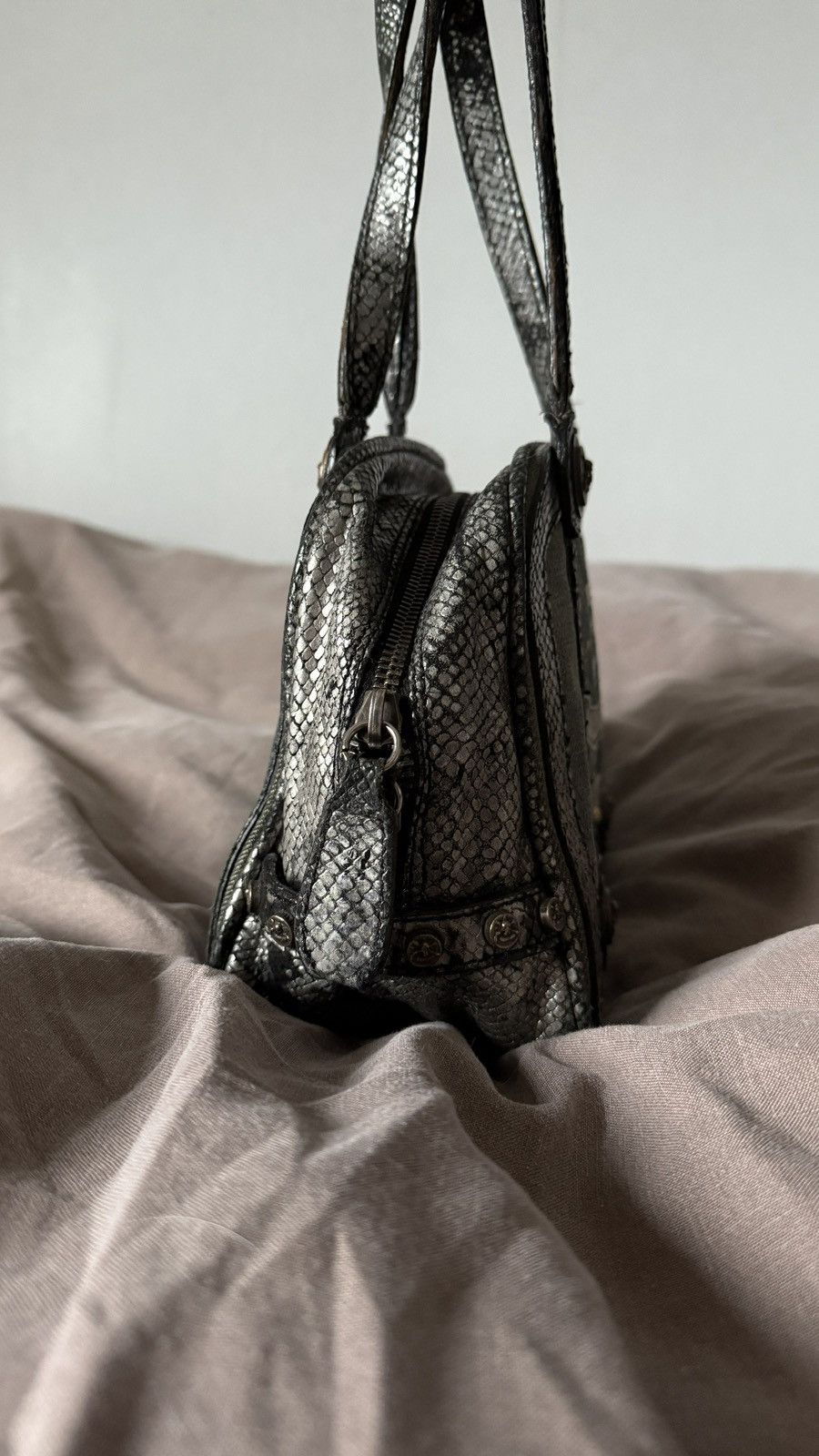 John Galliano John Galliano Size ONE SIZE - 6 Thumbnail