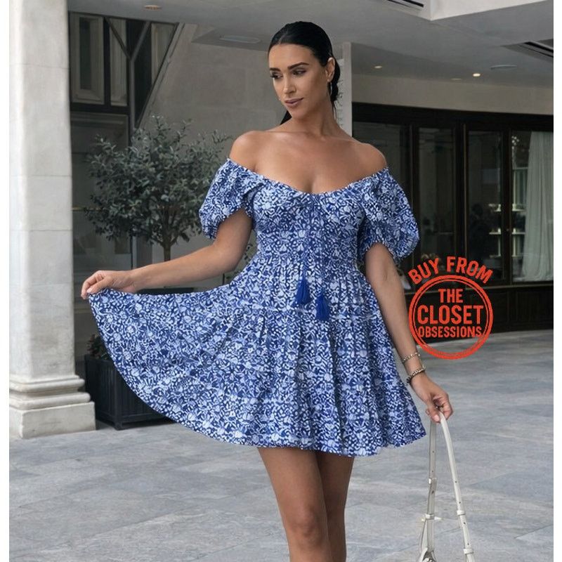 blue and white zara dress Flocked Print - Kate Middleton Dresses It features a collared neckline Zara Zara denim dress/ zara