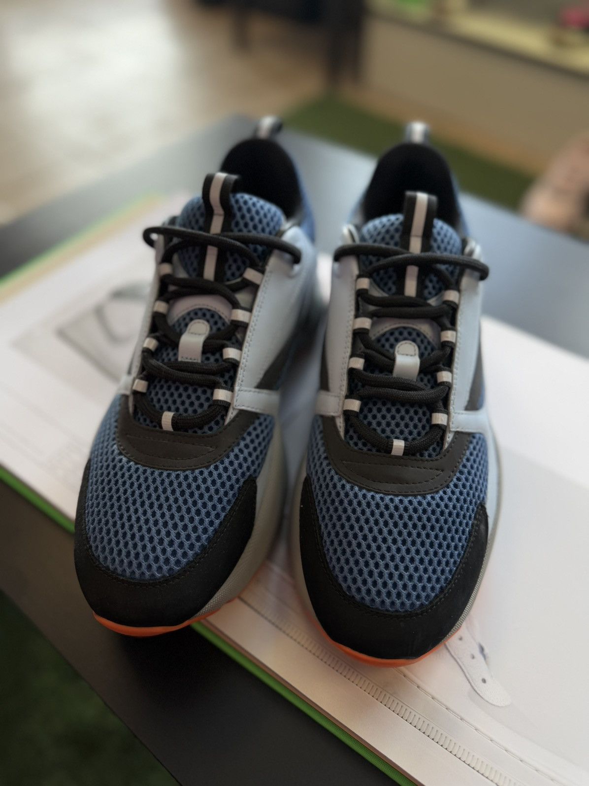 Dior Dior B22 Blue Orange Sneaker Size 44EU/11US Size US 11 / EU 44 - 7 Thumbnail