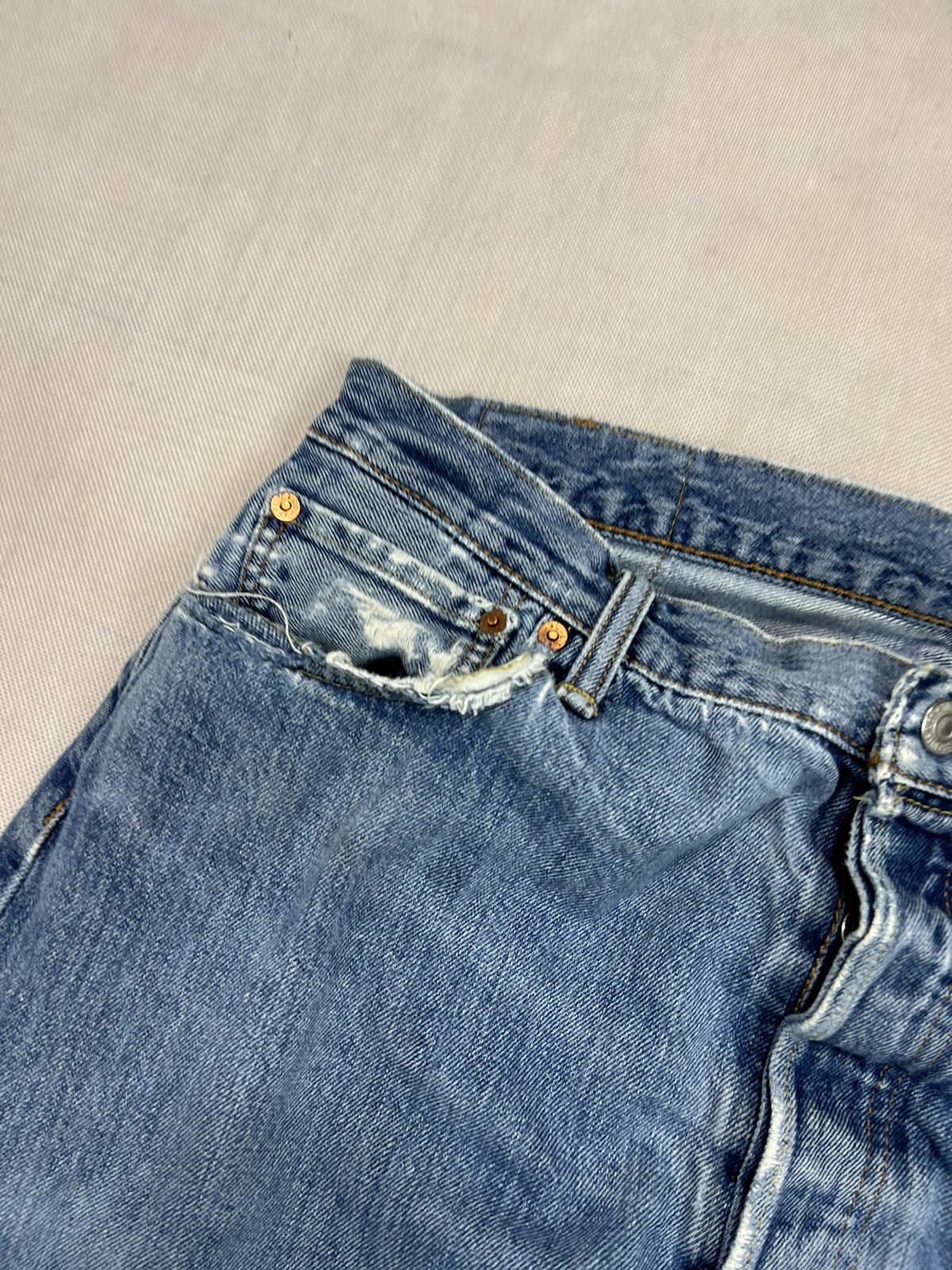 Levi's × Vintage Pants Levi’s baby blue jeans baggy Size US 36 / EU 52 - 5 Thumbnail
