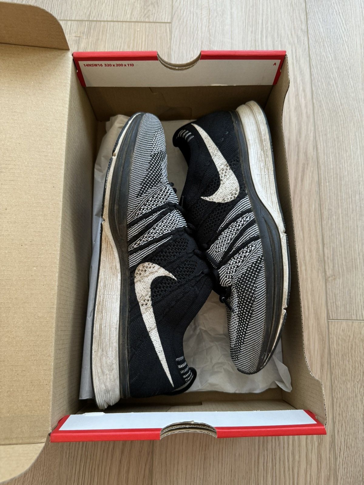 Nike Nike Flyknit Trainer Oreo - Size 8.5 Size US 8.5 / EU 41-42 - 3 Thumbnail