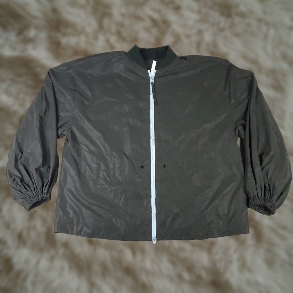 Fabletics Fabletics Windbreaker Jacket Mens XL Gray Nylon Full Zip Golf Outdoor Sports Size US XL / EU 56 / 4 - 1 Thumbnail
