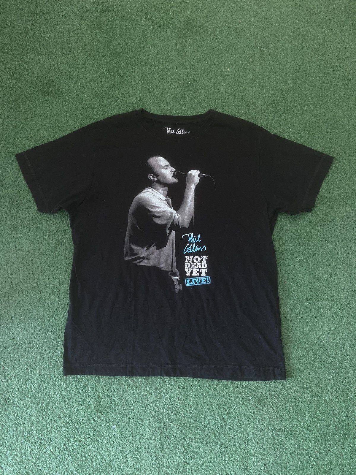 Band Tees Phil collins tee band merch tshirt Size US XL / EU 56 / 4 - 1 Thumbnail