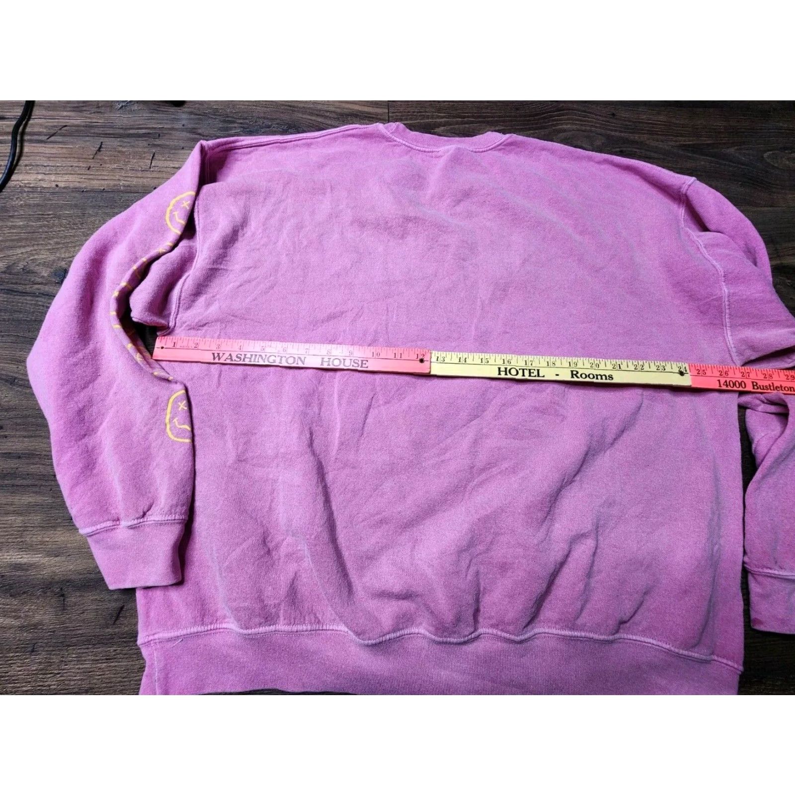 Urban Outfitters Nirvana 90s Oversized Pink Sweatshirt Crew Neck Womens Small Cotton Blend Pullover Size S / US 4 / IT 40 - 3 Thumbnail